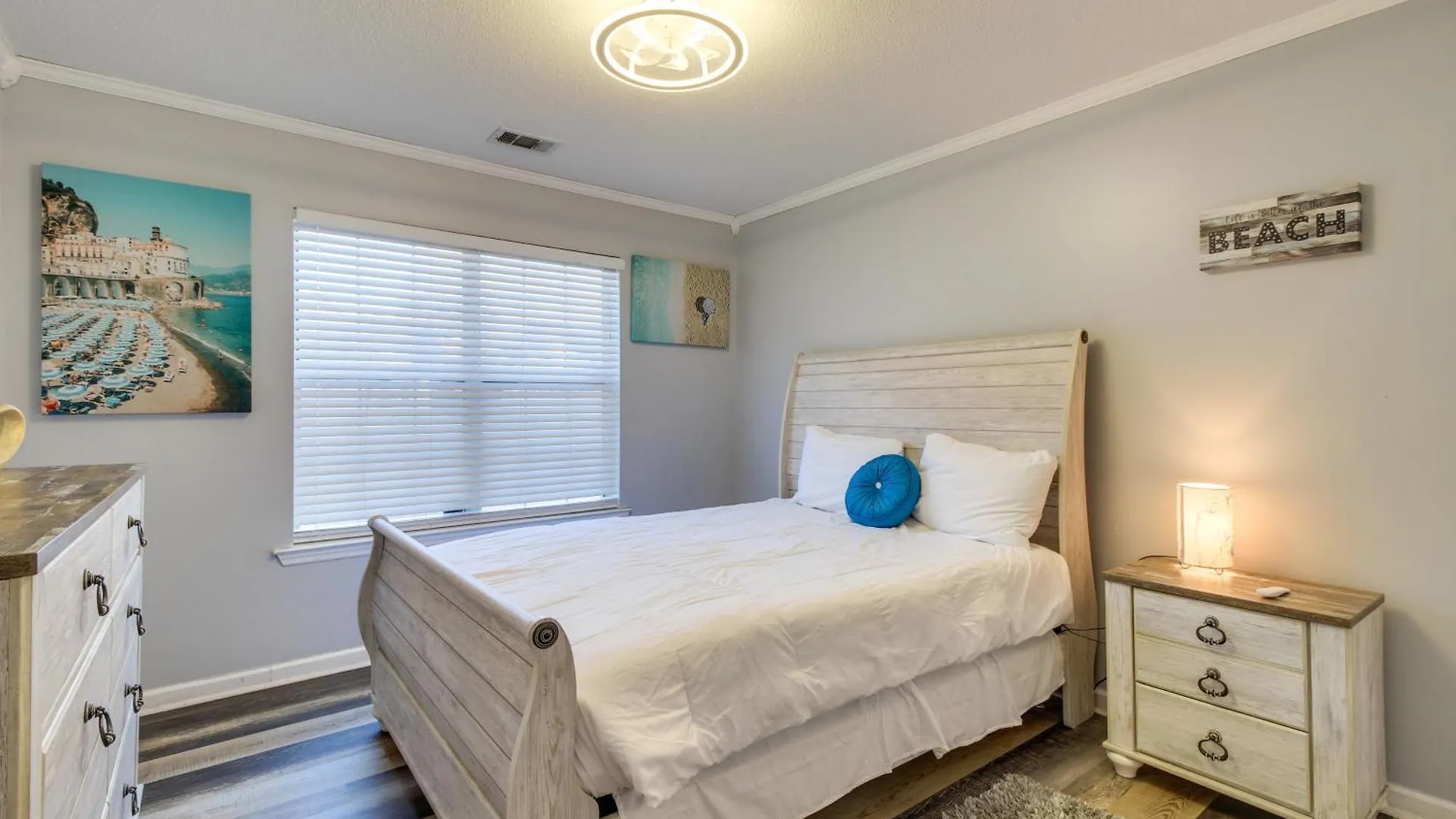Apartment Inviting Vacation With Game Room! Savannah