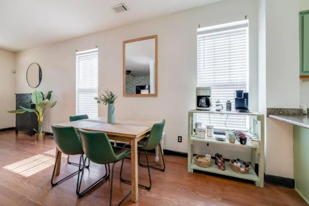 Tupelo Two Story - Near Savannah, I95, And Airport * Savannah