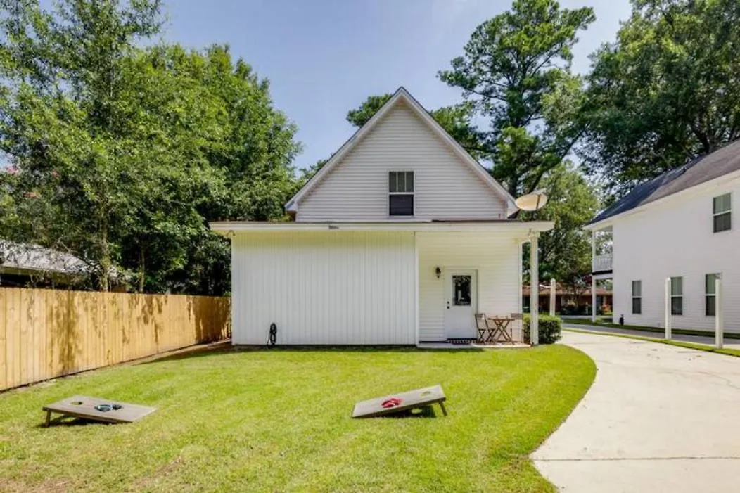 Tupelo Two Story - Near Savannah, I95, And Airport