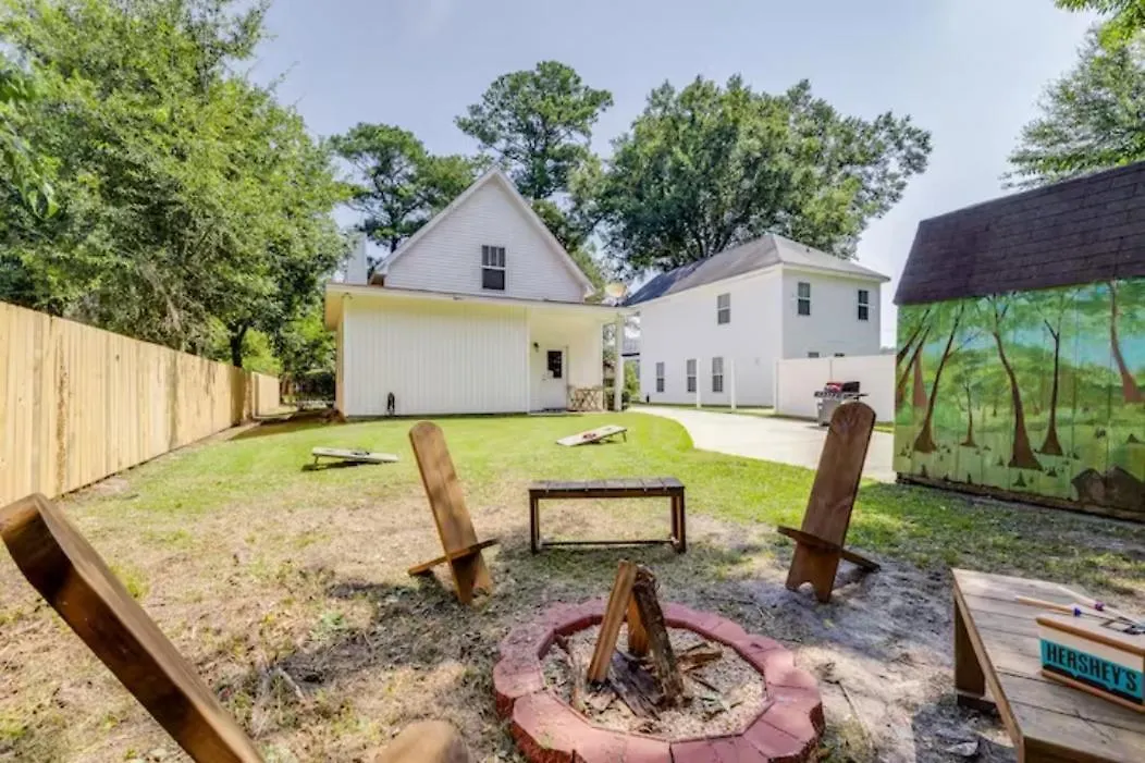 Holiday home Tupelo Two Story - Near Savannah, I95, And Airport Savannah