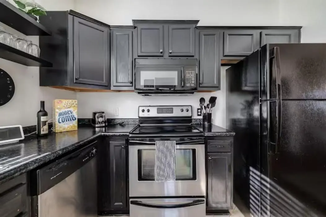 Honey, I'm Near - Seen On Hgtv Savannah