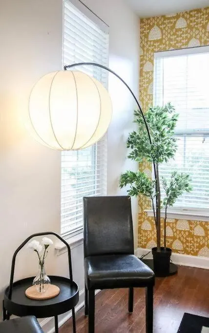 Honey, I'm Near - Seen On Hgtv * Savannah