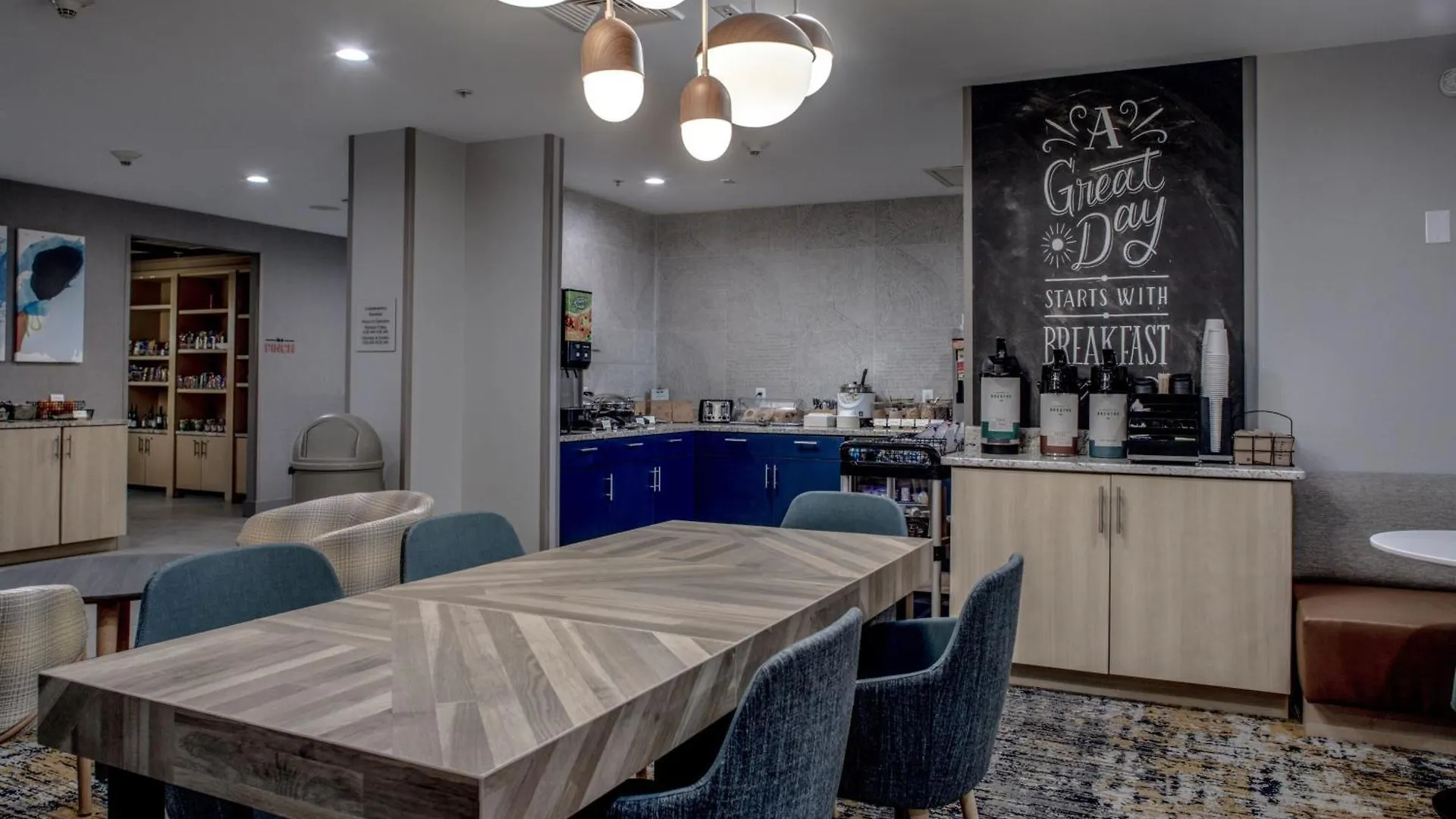 Hotel Towneplace By Marriott Airport 3*