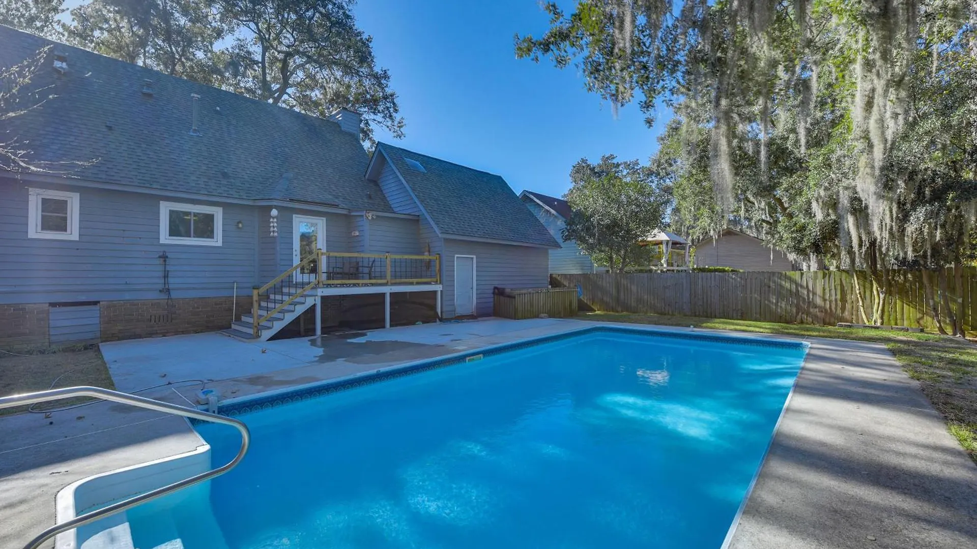 Close To Bike Trails And Beaches! Holiday home *