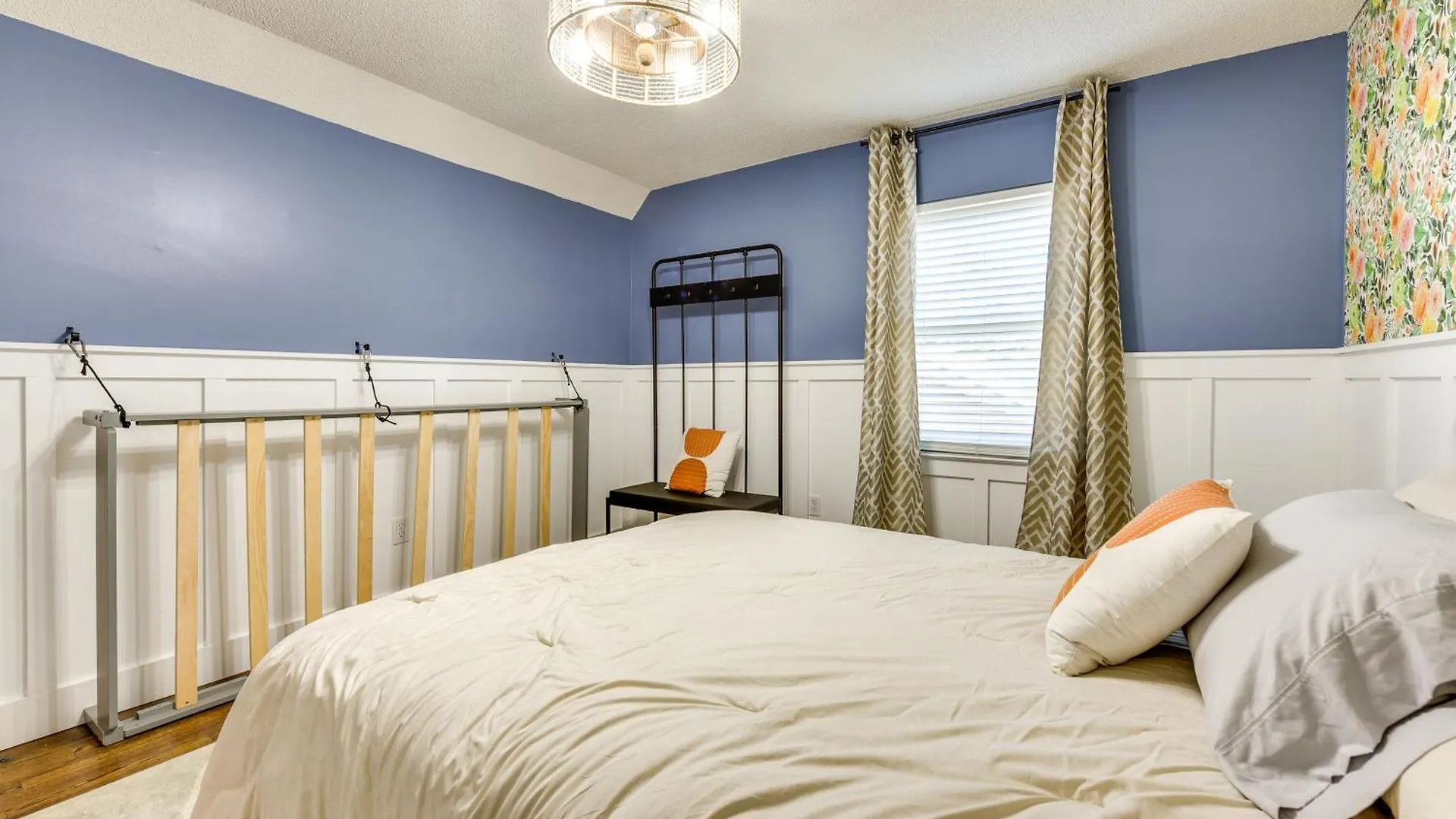 Holiday home Close To Bike Trails And Beaches!