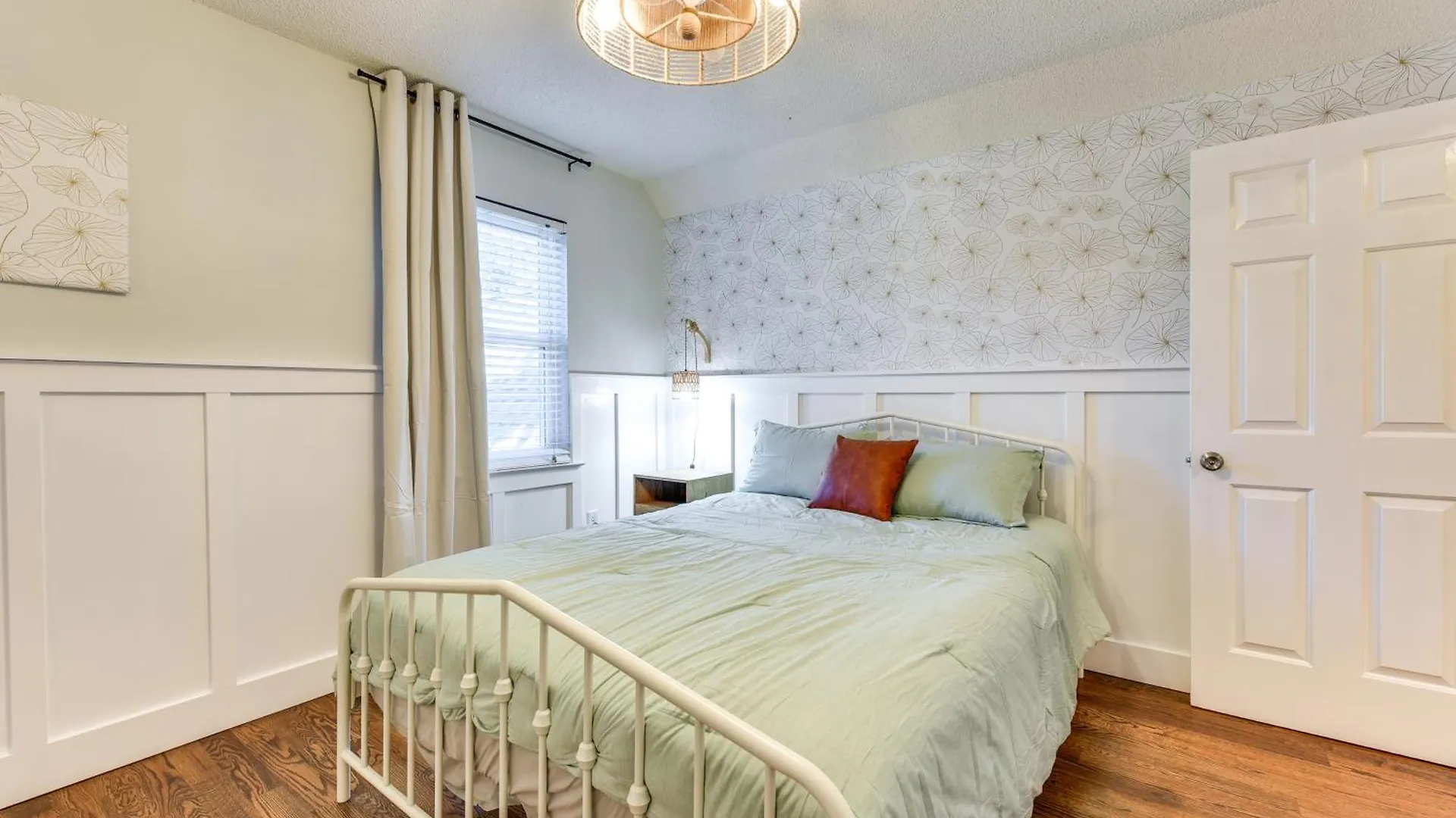 Holiday home Close To Bike Trails And Beaches! *