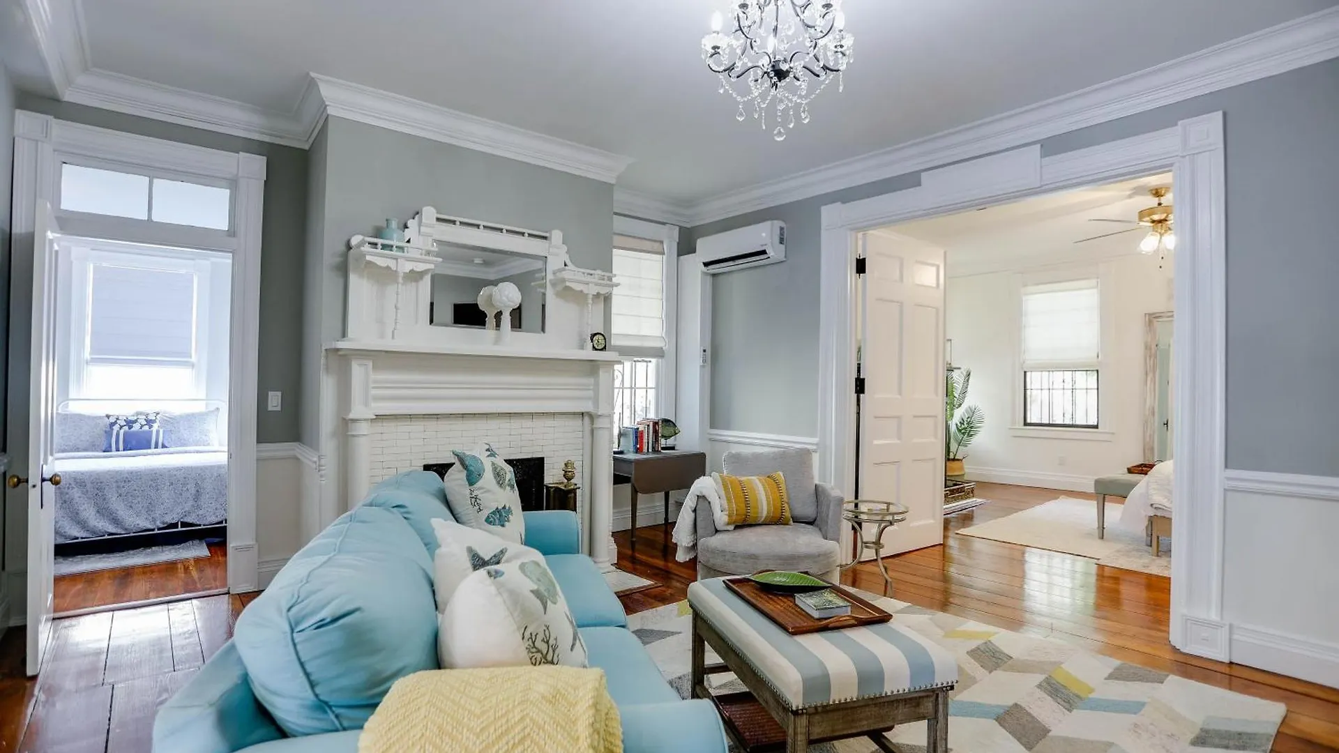Oglethorpe Apartment