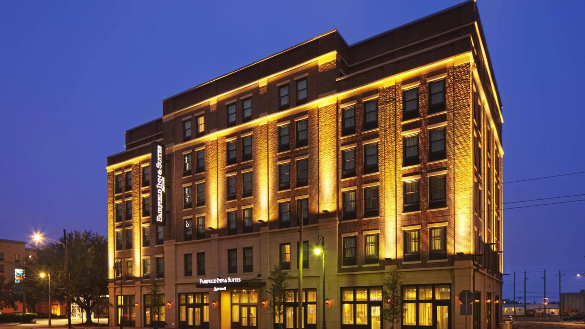Fairfield & By Marriott Downtown Historic District Hotel 3*