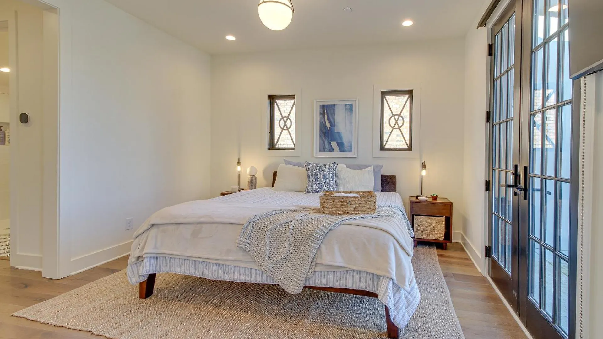 Luxe Townhome 1 Mi To Historic District
