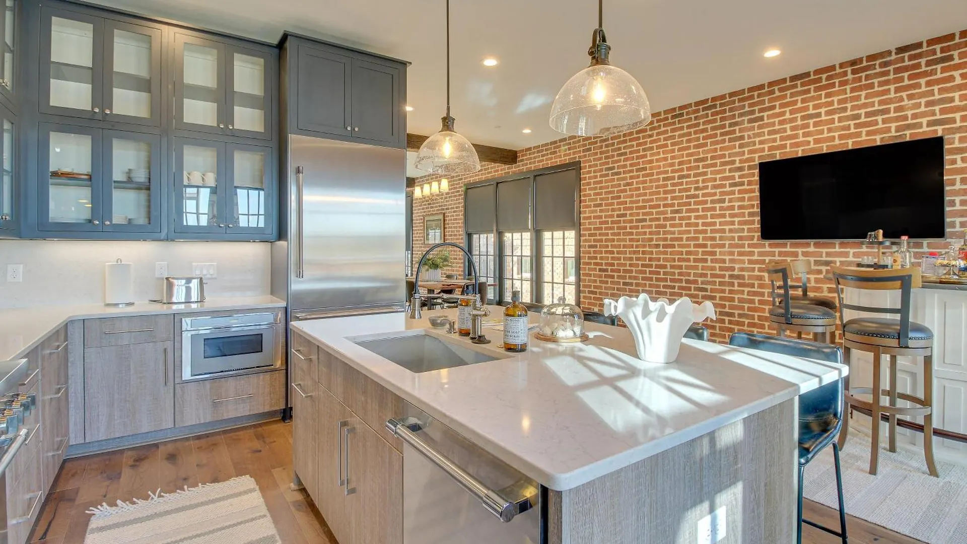 Holiday home Luxe Townhome 1 Mi To Historic District