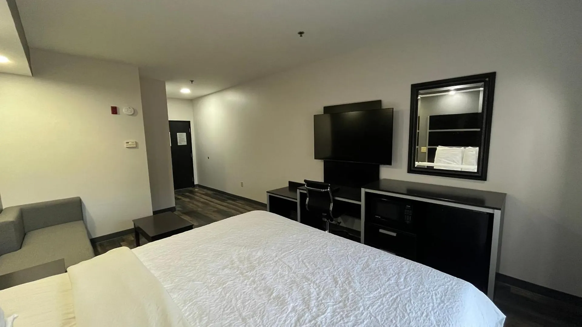 Hotel Sonesta Essential 3*