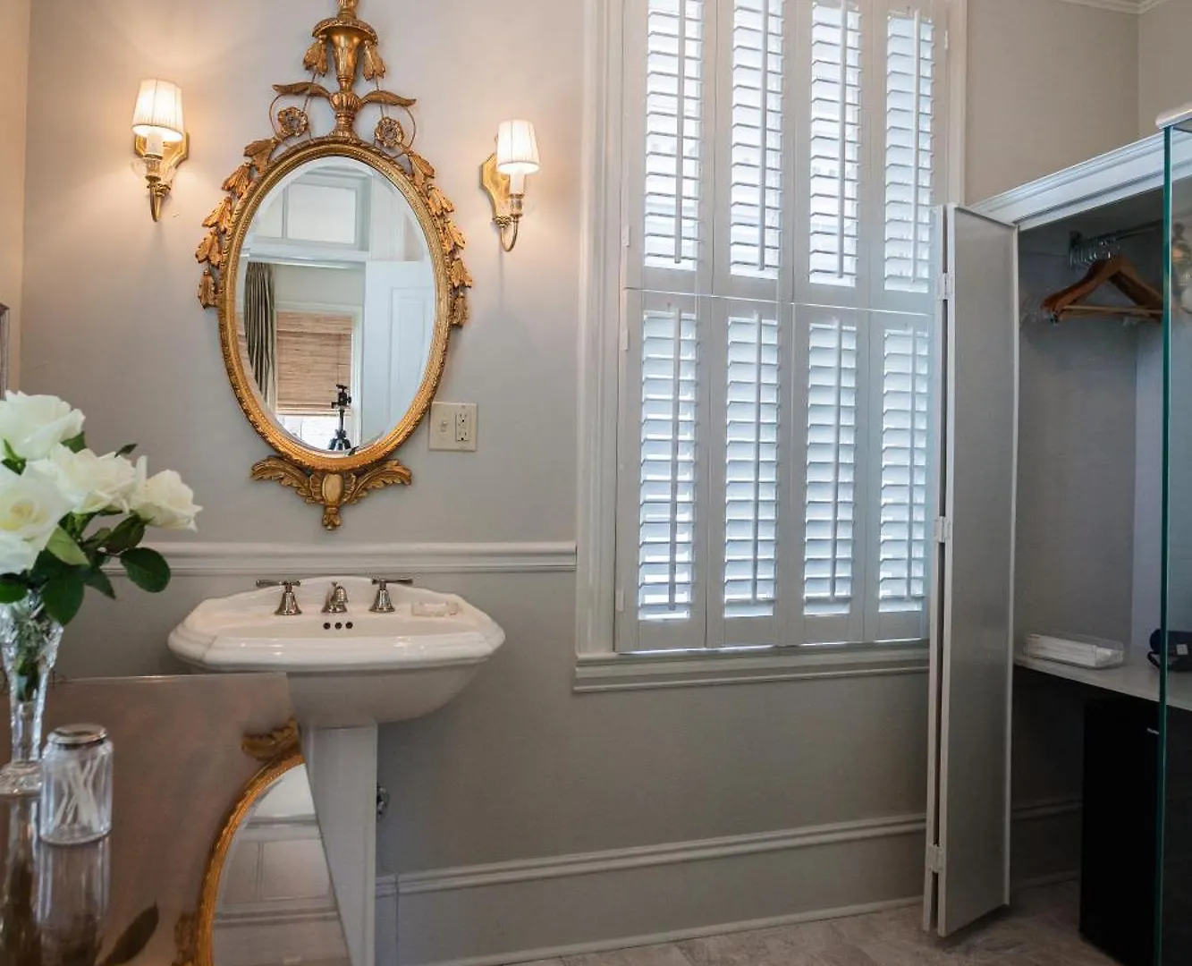 Catherine Ward House 3*