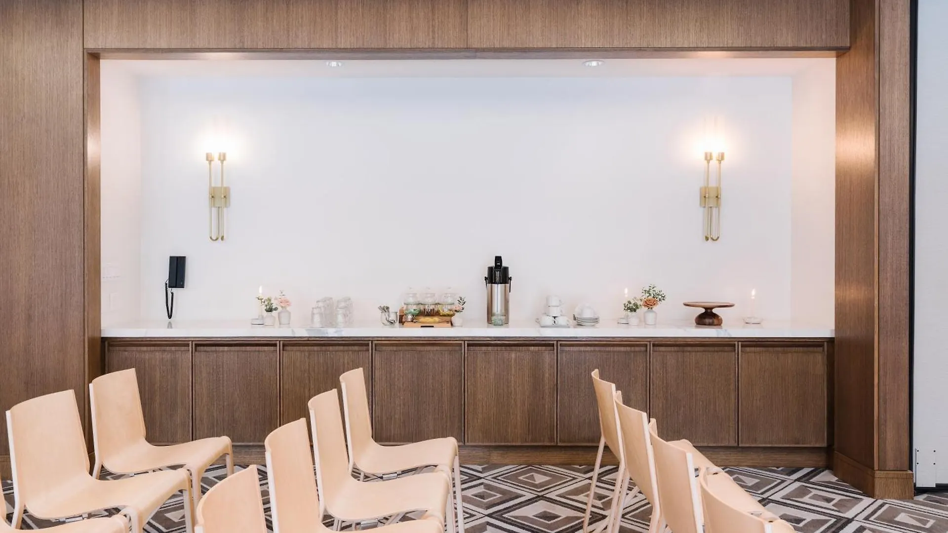 The Alida, Savannah, A Tribute Portfolio 5* Savannah