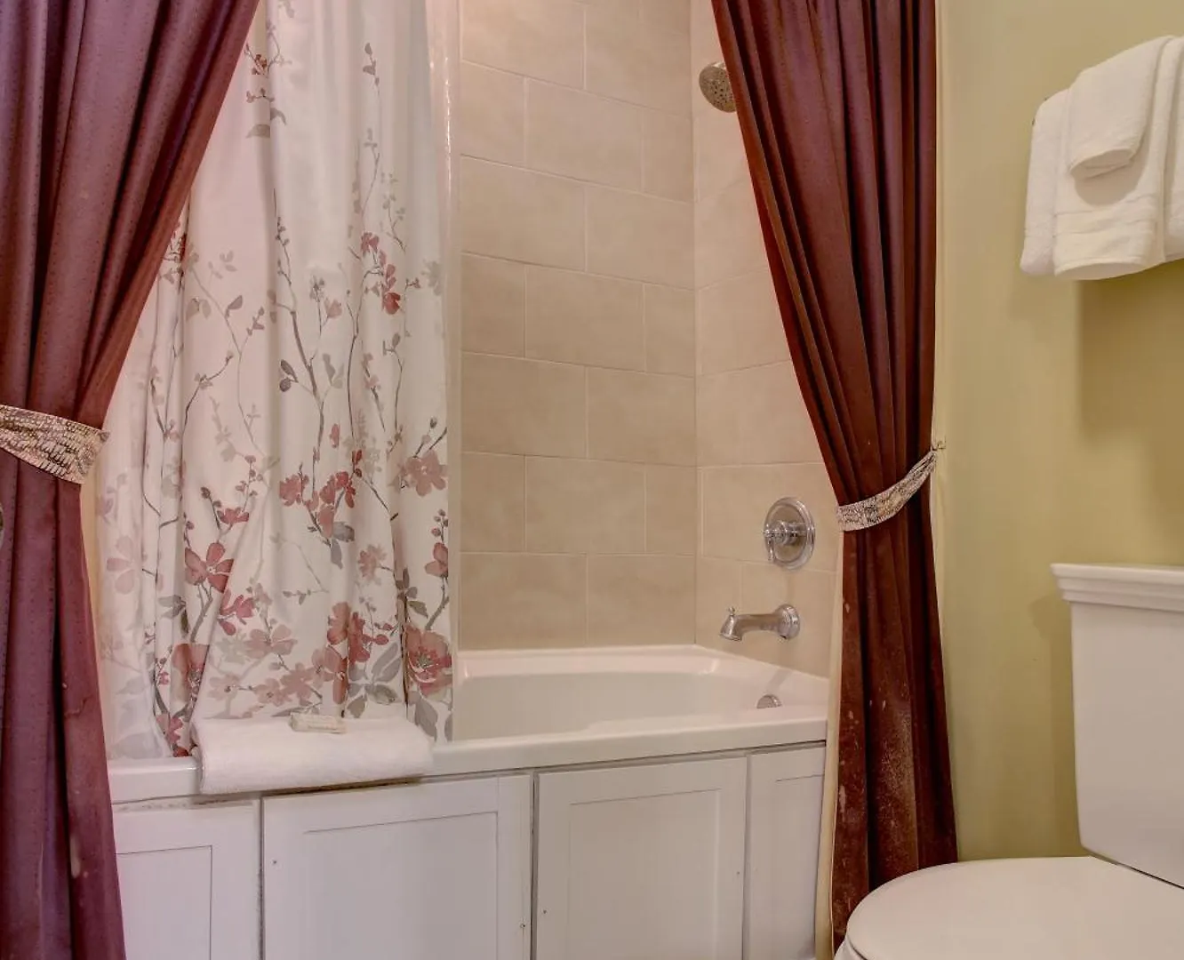 Bed & Breakfast Azalea And 5*