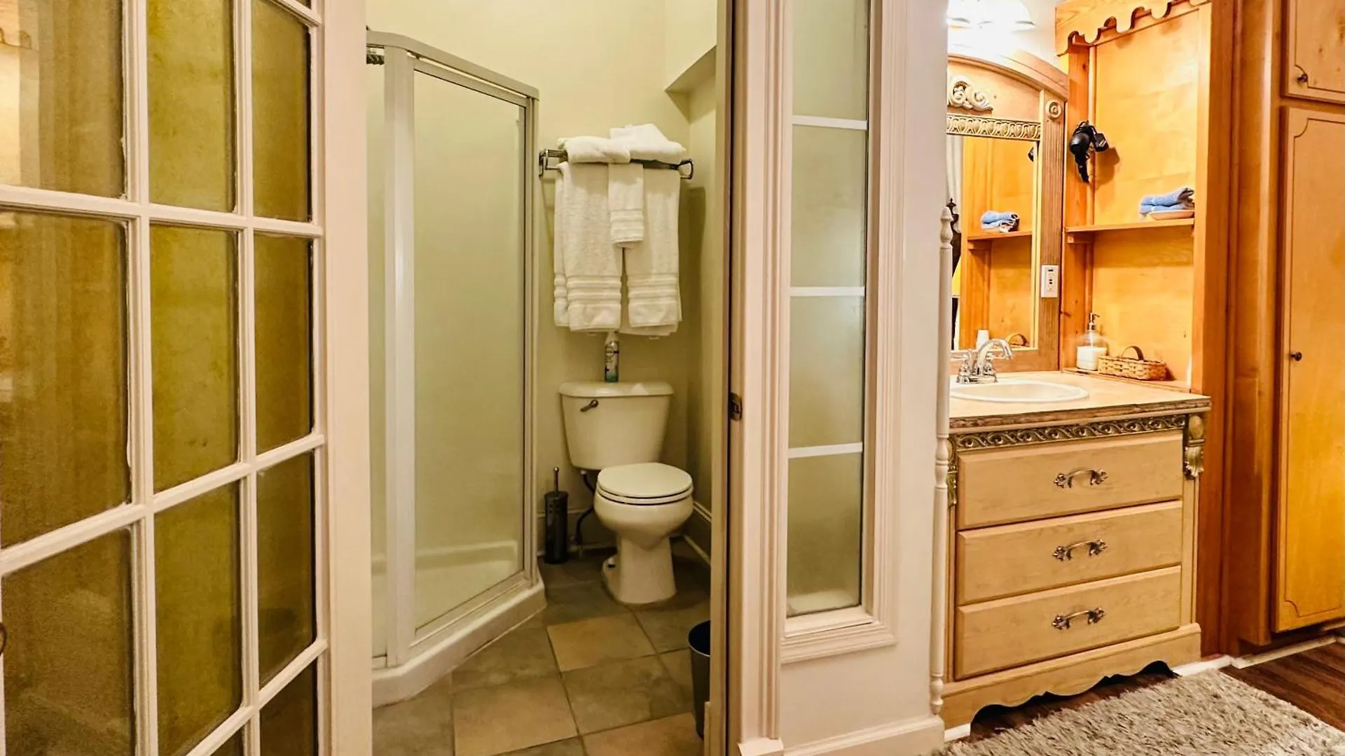 Amethyst Garden Bed and Breakfast 4*