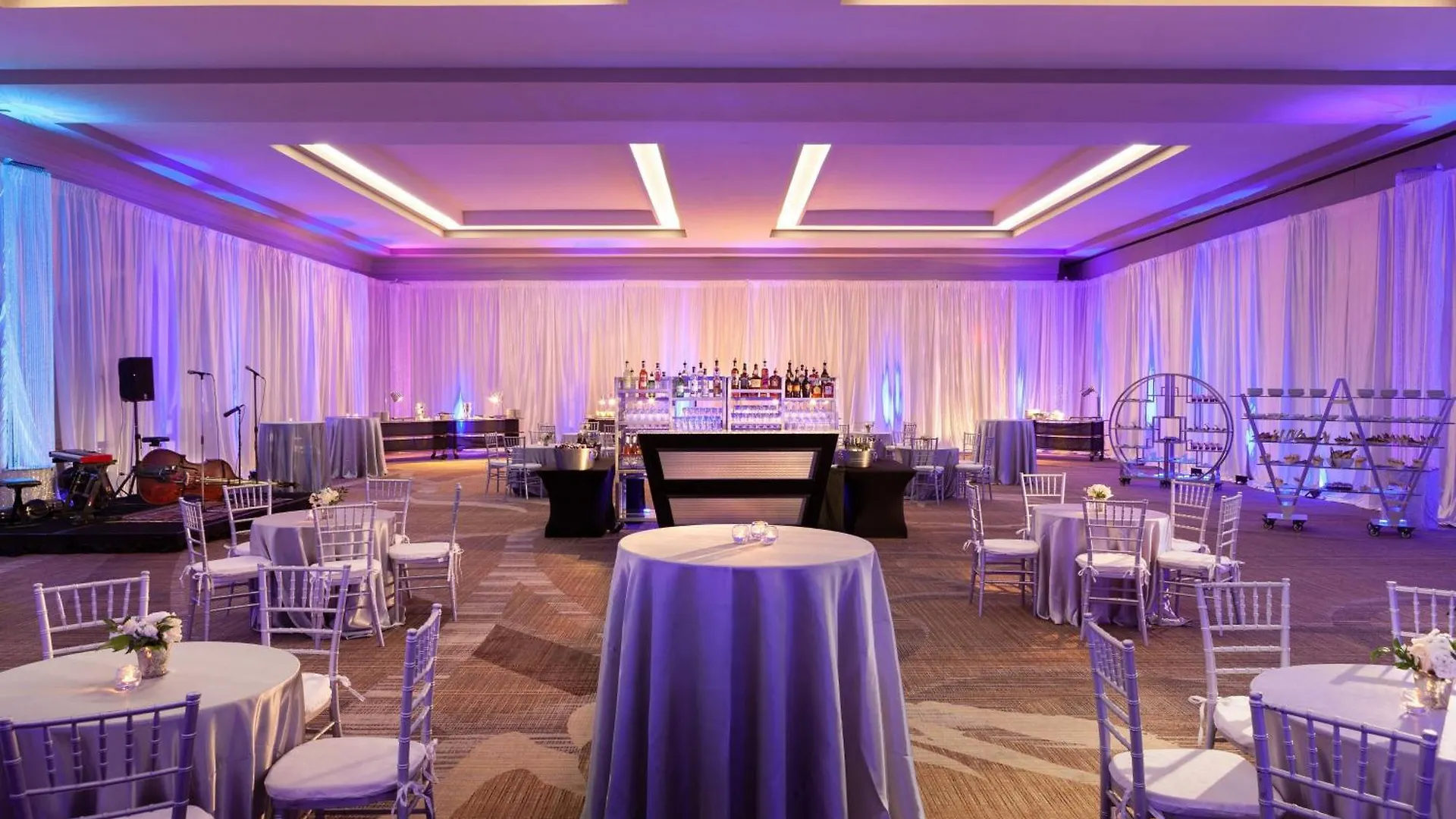 Marriott Riverfront Hotel 4*