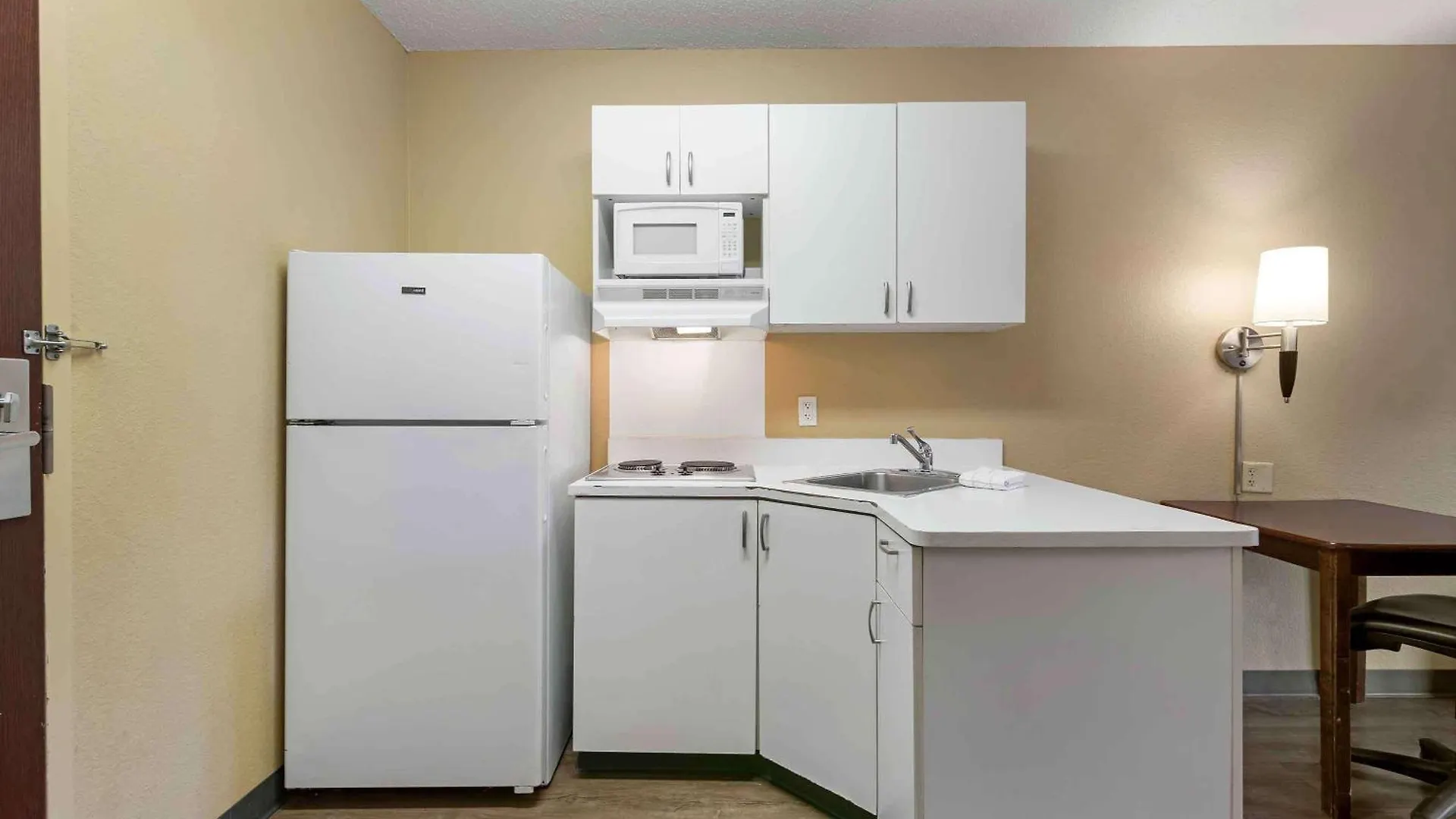 Extended America - - Midtown Hotel 2*
