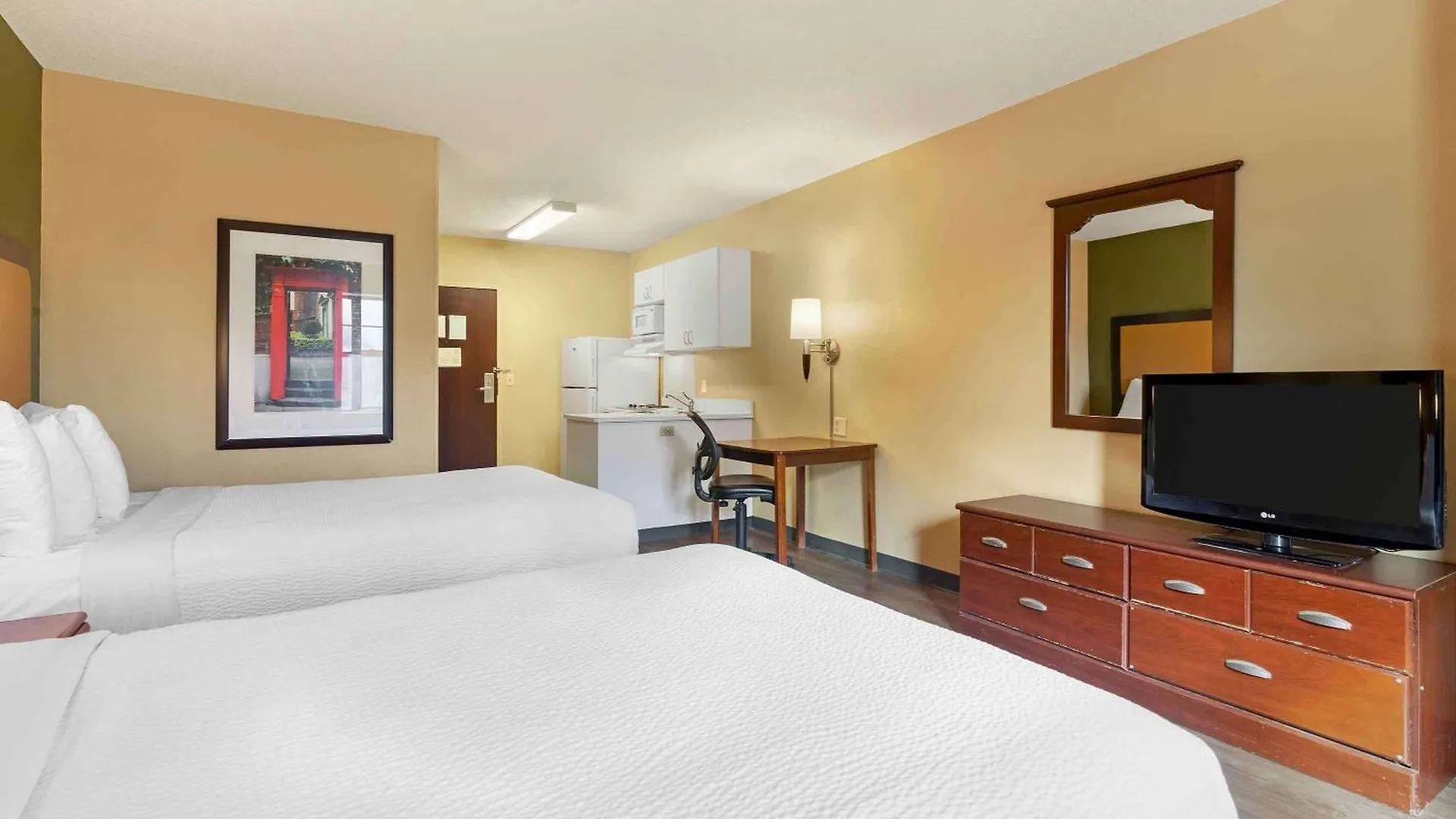 Extended America - - Midtown Hotel 2*