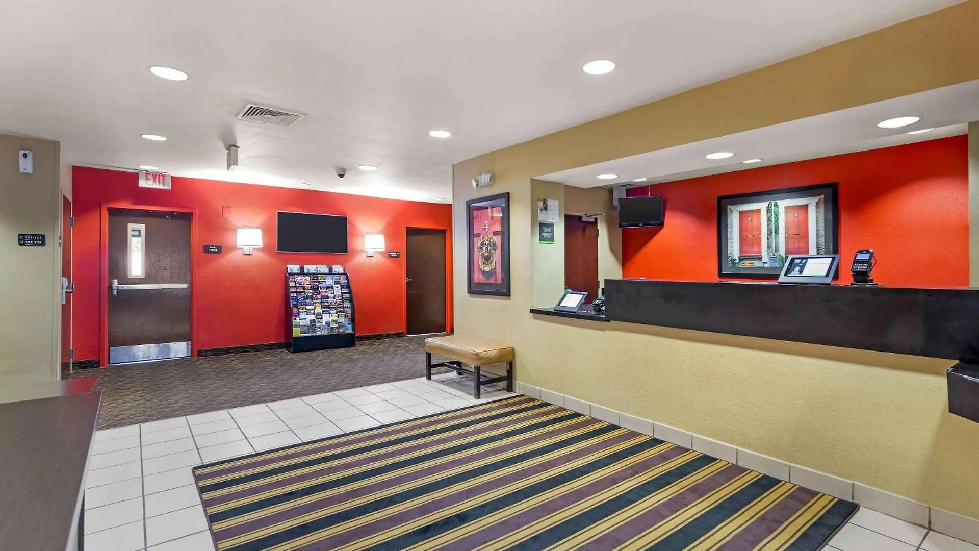 Extended America - - Midtown 2*