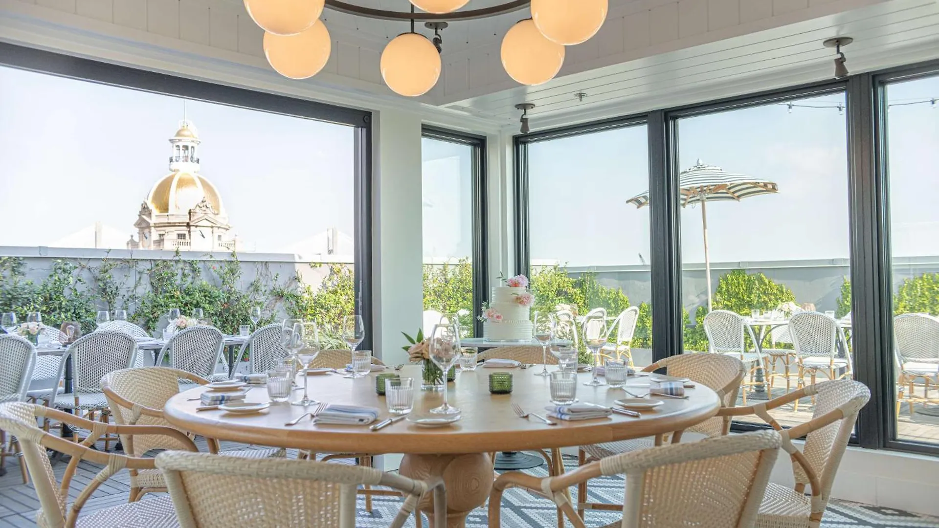 The Drayton Savannah, Curio Collection By Hilton Savannah