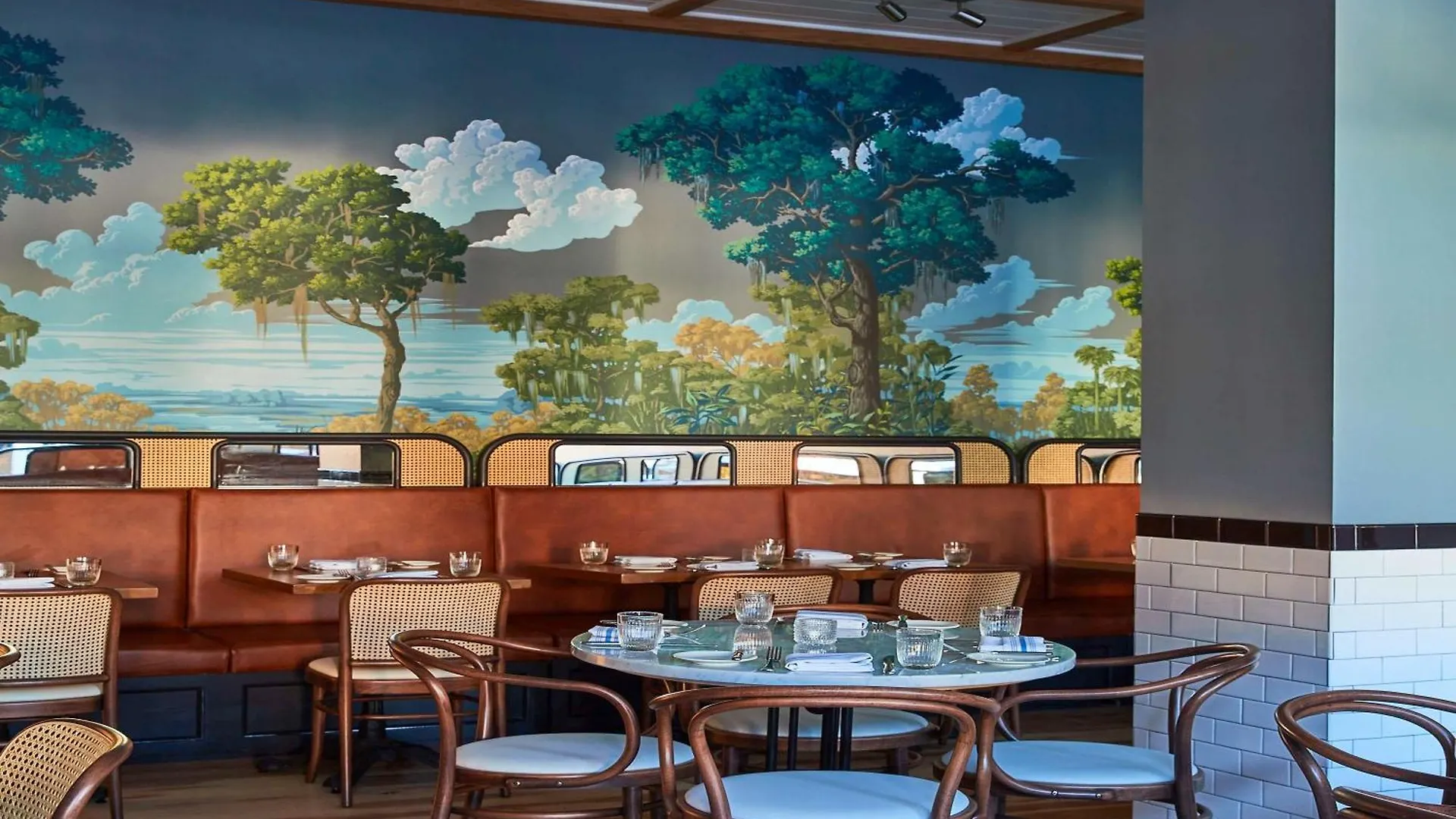 The Drayton Savannah, Curio Collection By Hilton Savannah