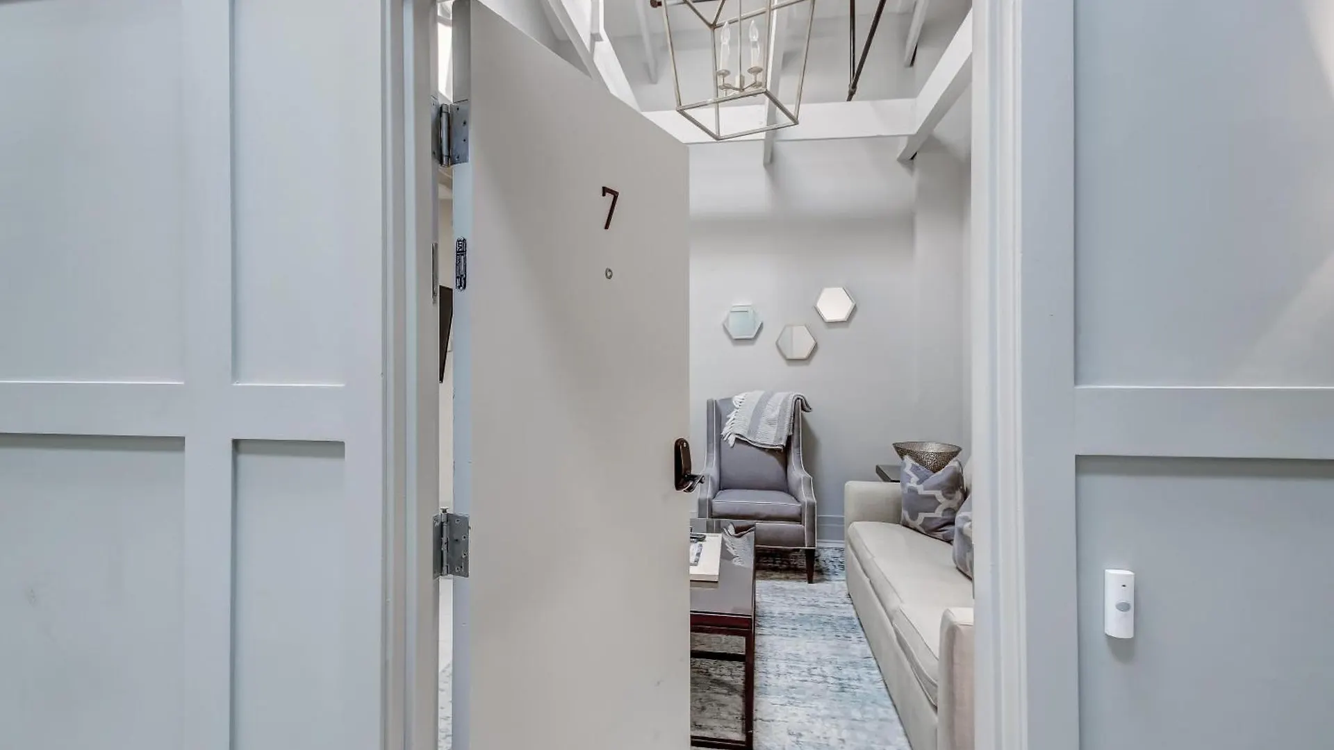 Parker's Collection - 4 Bedroom Apartment