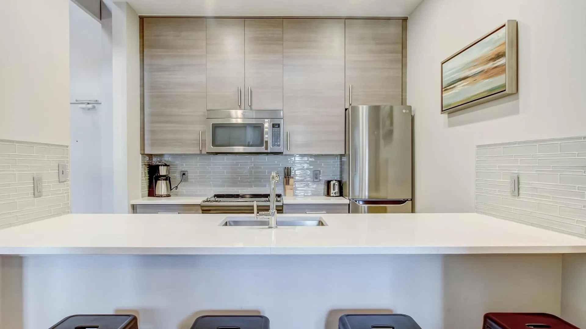 Parker's Collection - 4 Bedroom *