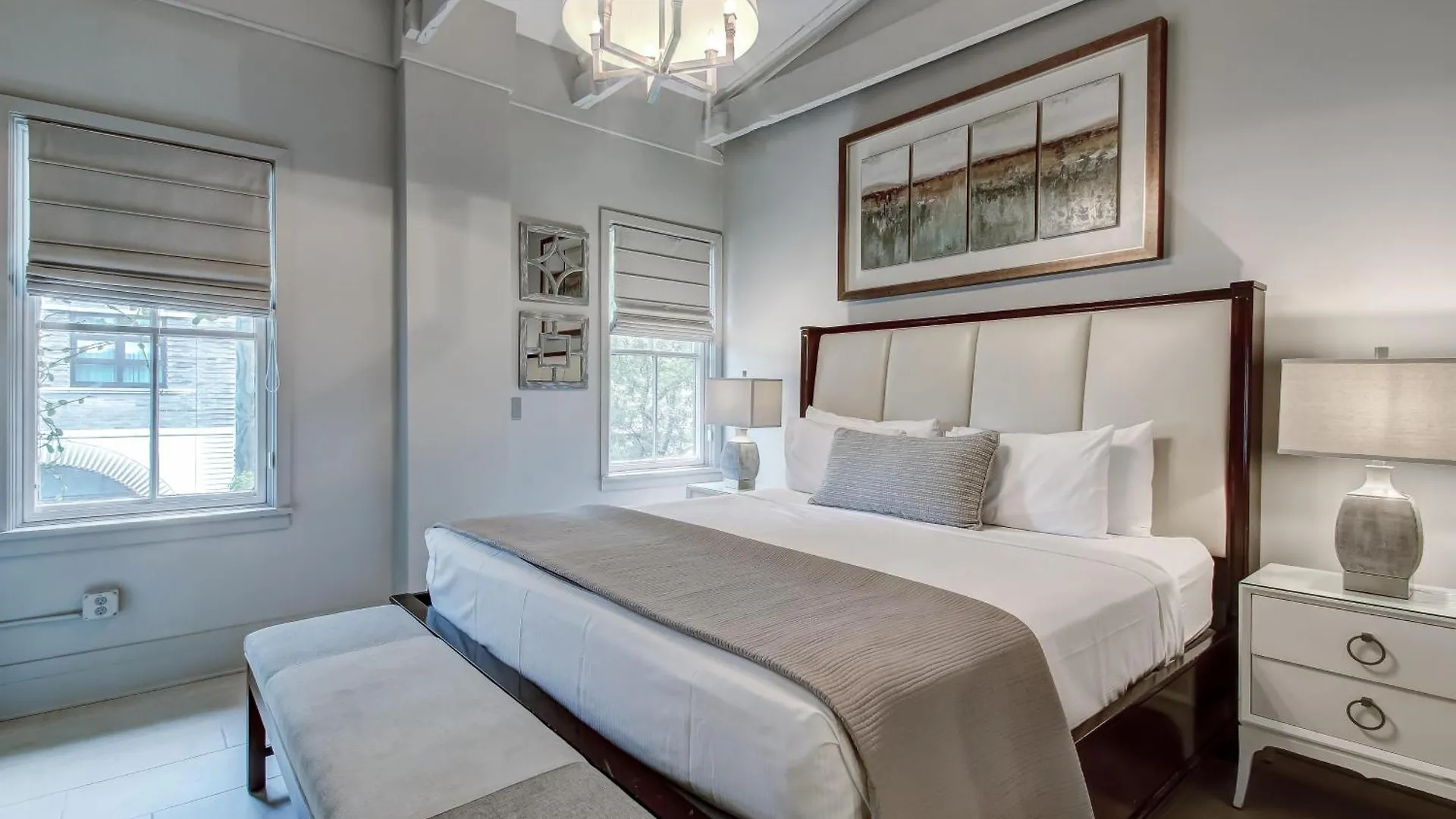 Parker's Collection - 4 Bedroom * Savannah