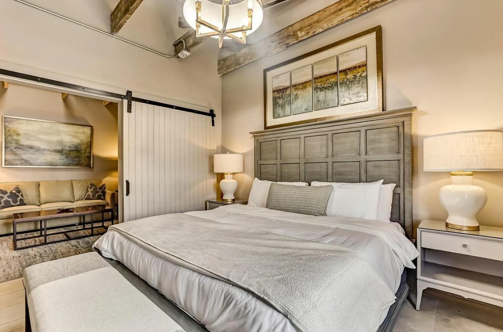Parker's Collection Estate Apartment