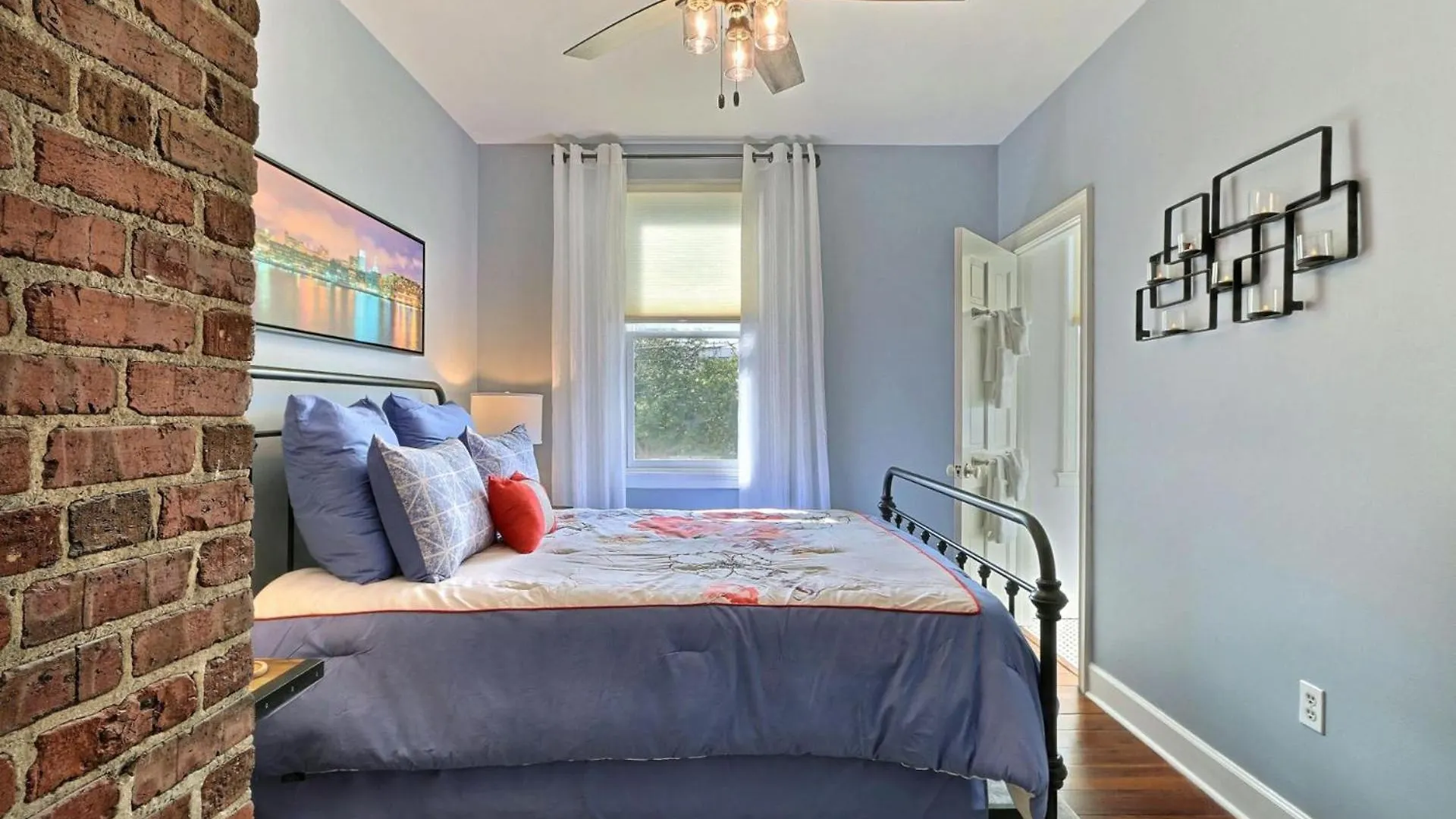 Historic Townhouse On Tattnall 別荘