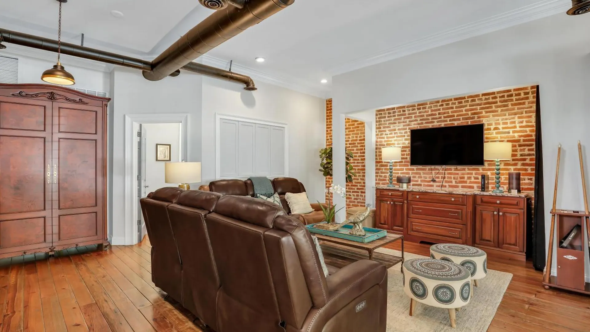 At 1014 Savannah