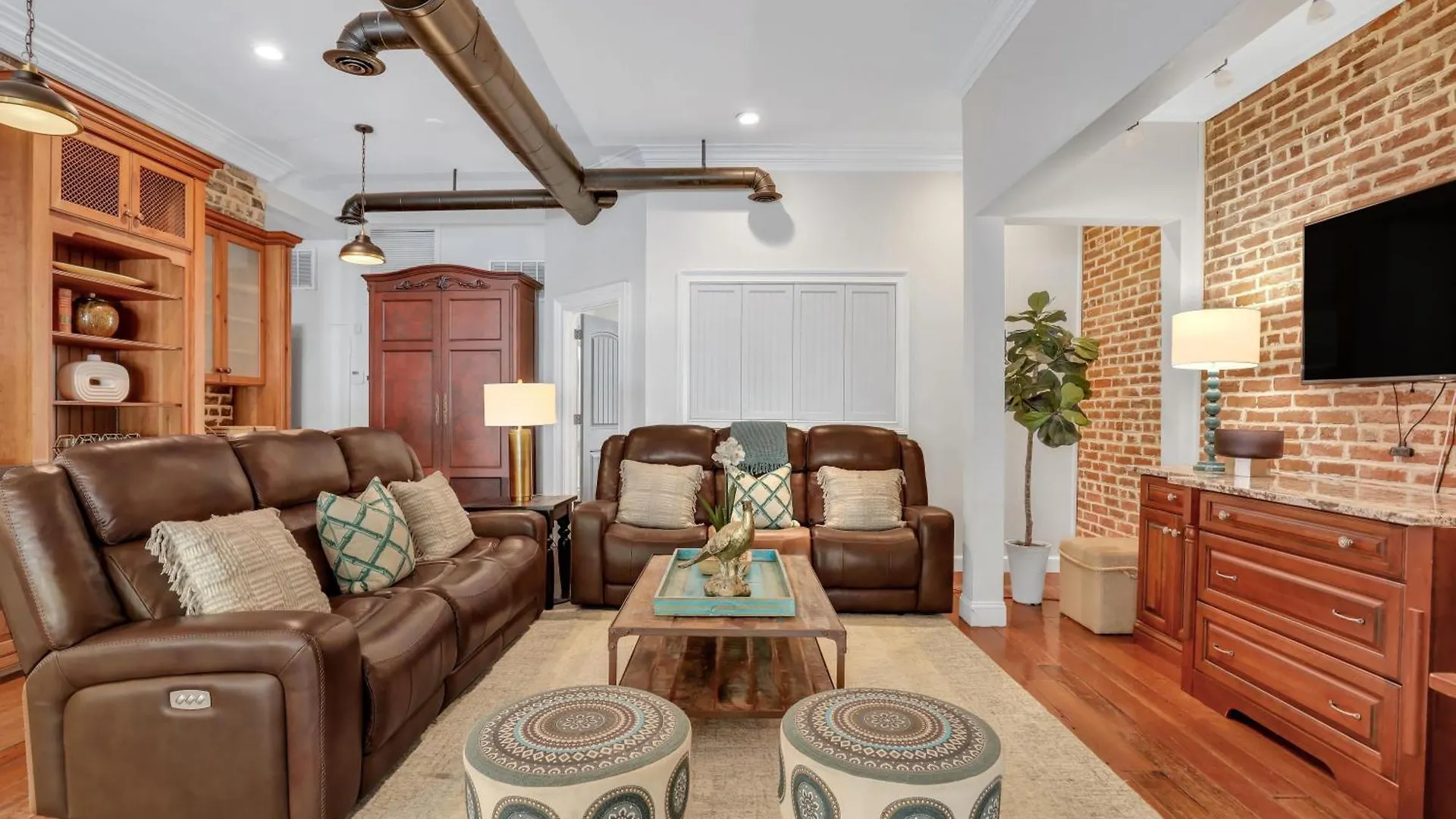 At 1014 Holiday home
