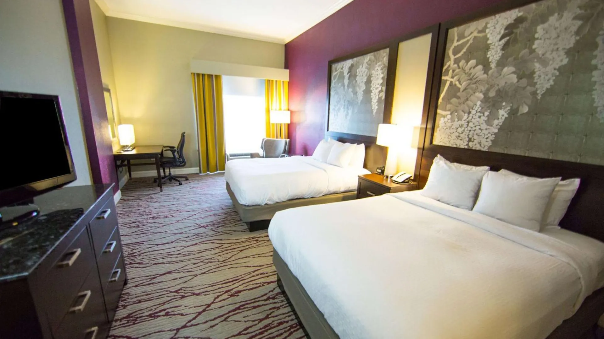 Hotel Doubletree By Hilton Historic Savannah