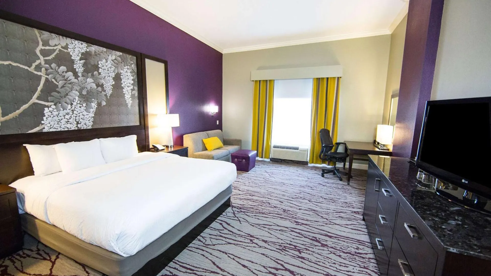 Doubletree By Hilton Historic Hotel