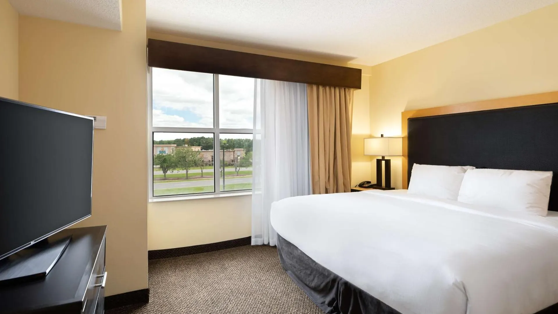 Doubletree By Hilton Airport Savannah