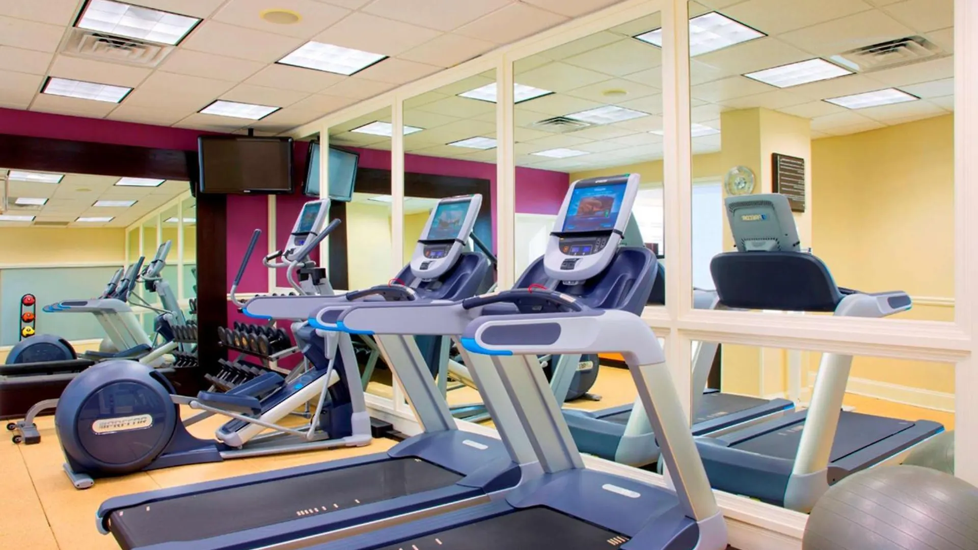 Doubletree By Hilton Historic Hotel 4*