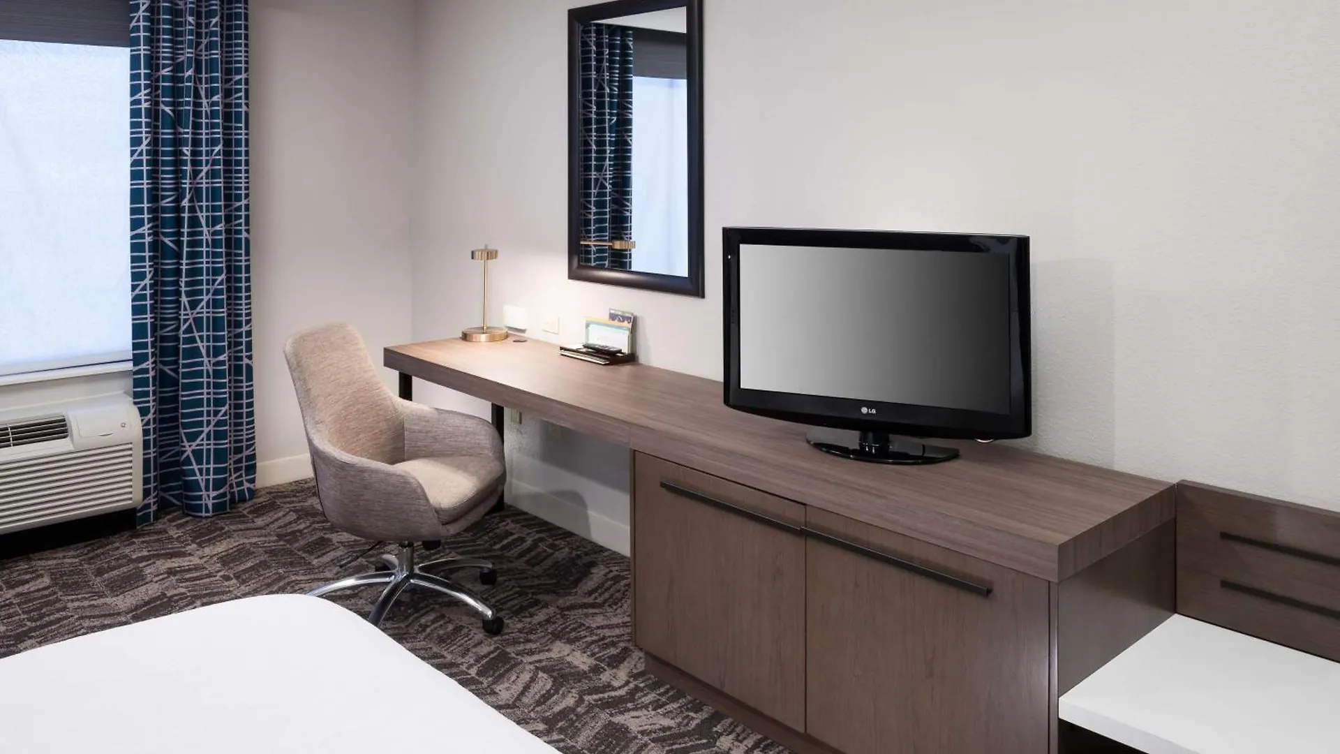 Hilton Garden Airport Savannah