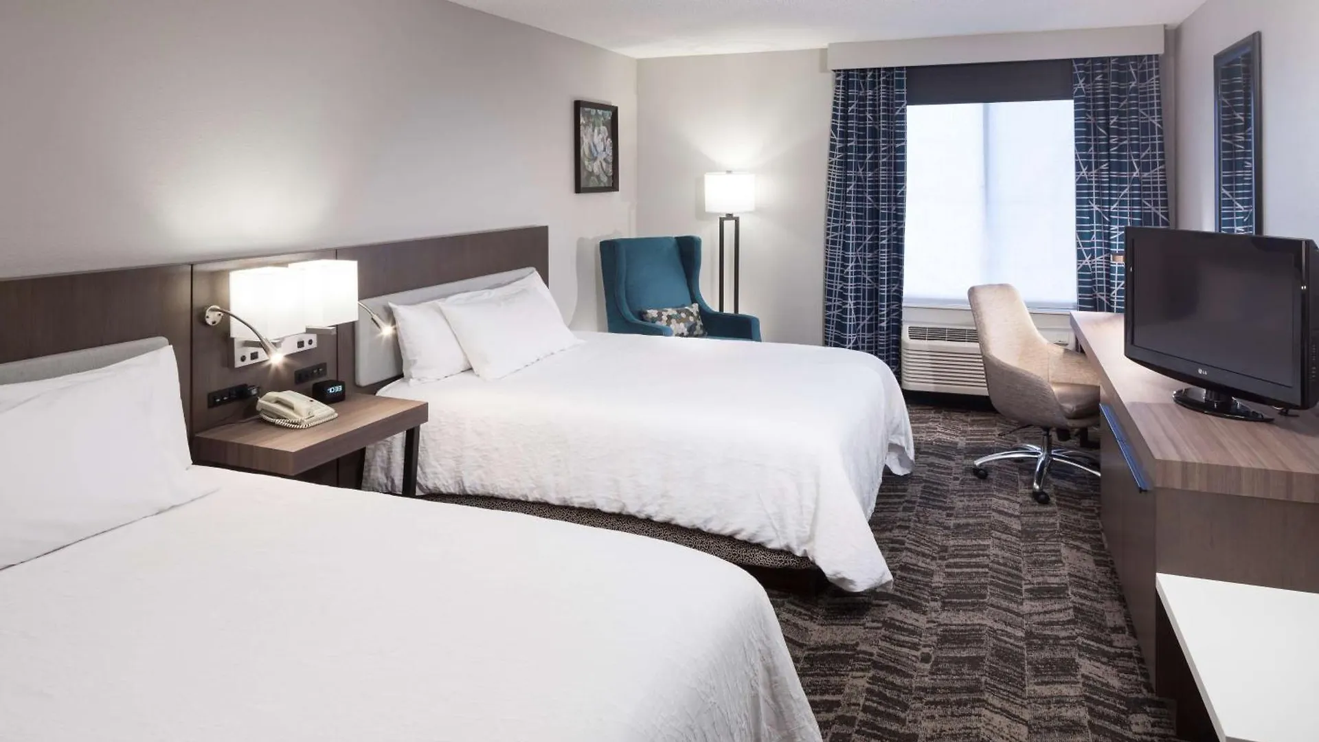 Hilton Garden Airport Hotel 3*