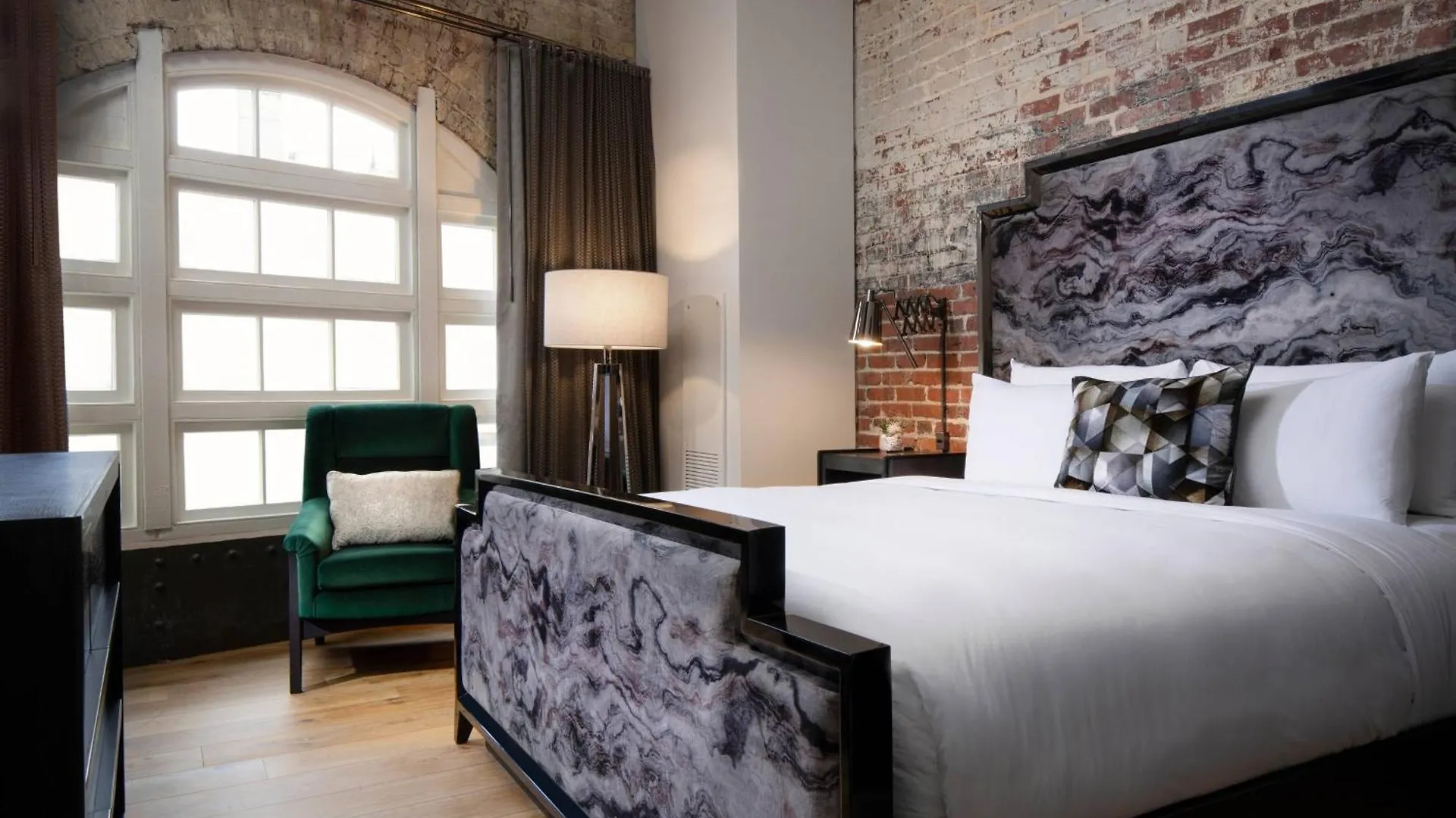 Jw Marriott Plant Riverside District 5* Savannah