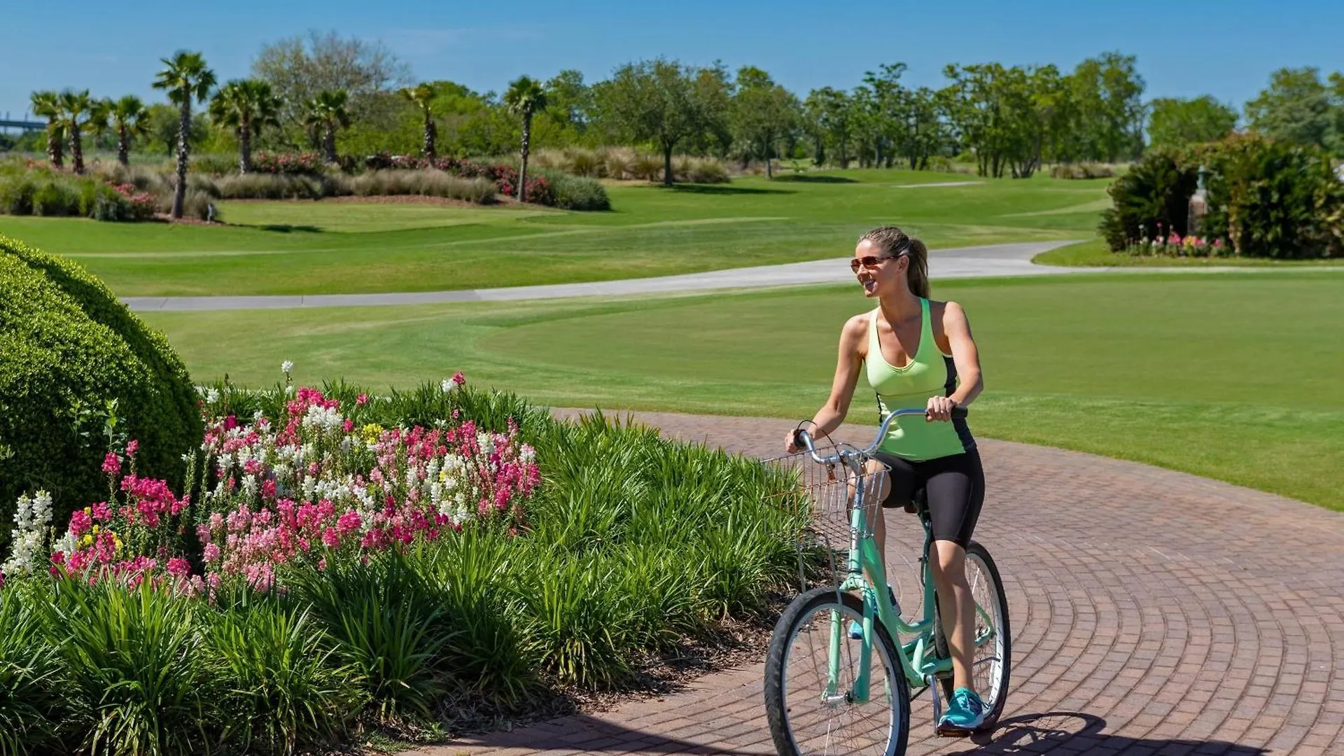 The Westin Harbor Golf & 4*