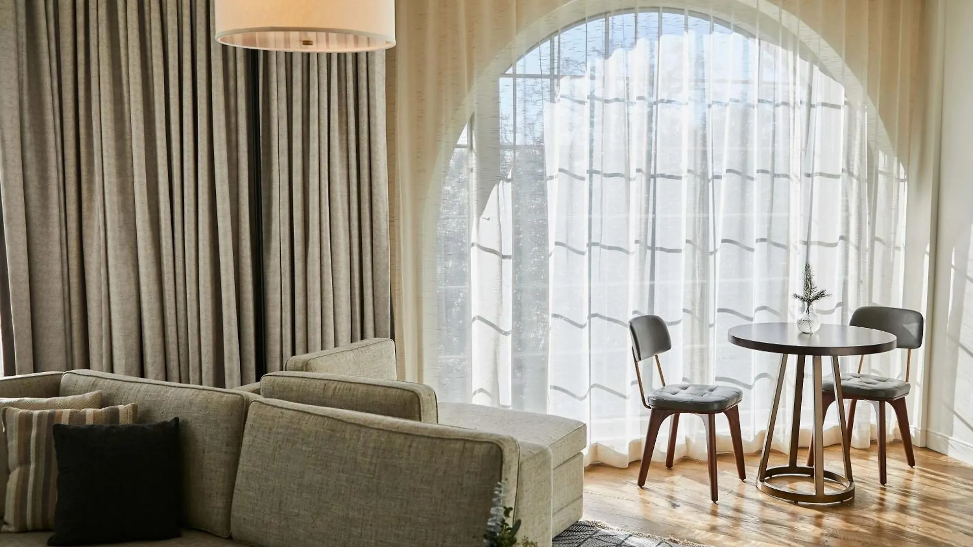The Alida, Savannah, A Tribute Portfolio 5*