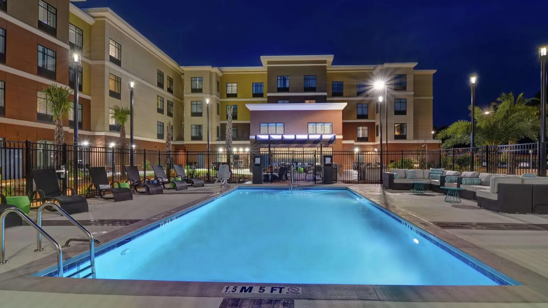 Homewood By Hilton Airport Hotel 3*