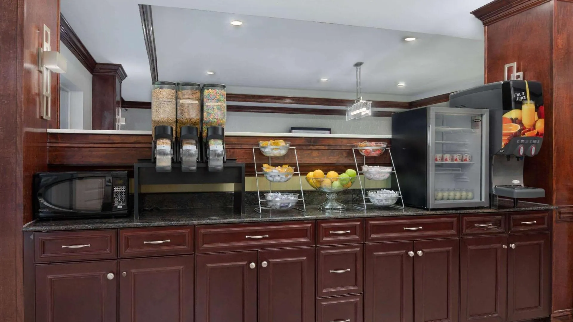 La Quinta By Wyndham Airport - Pooler 3* Savannah