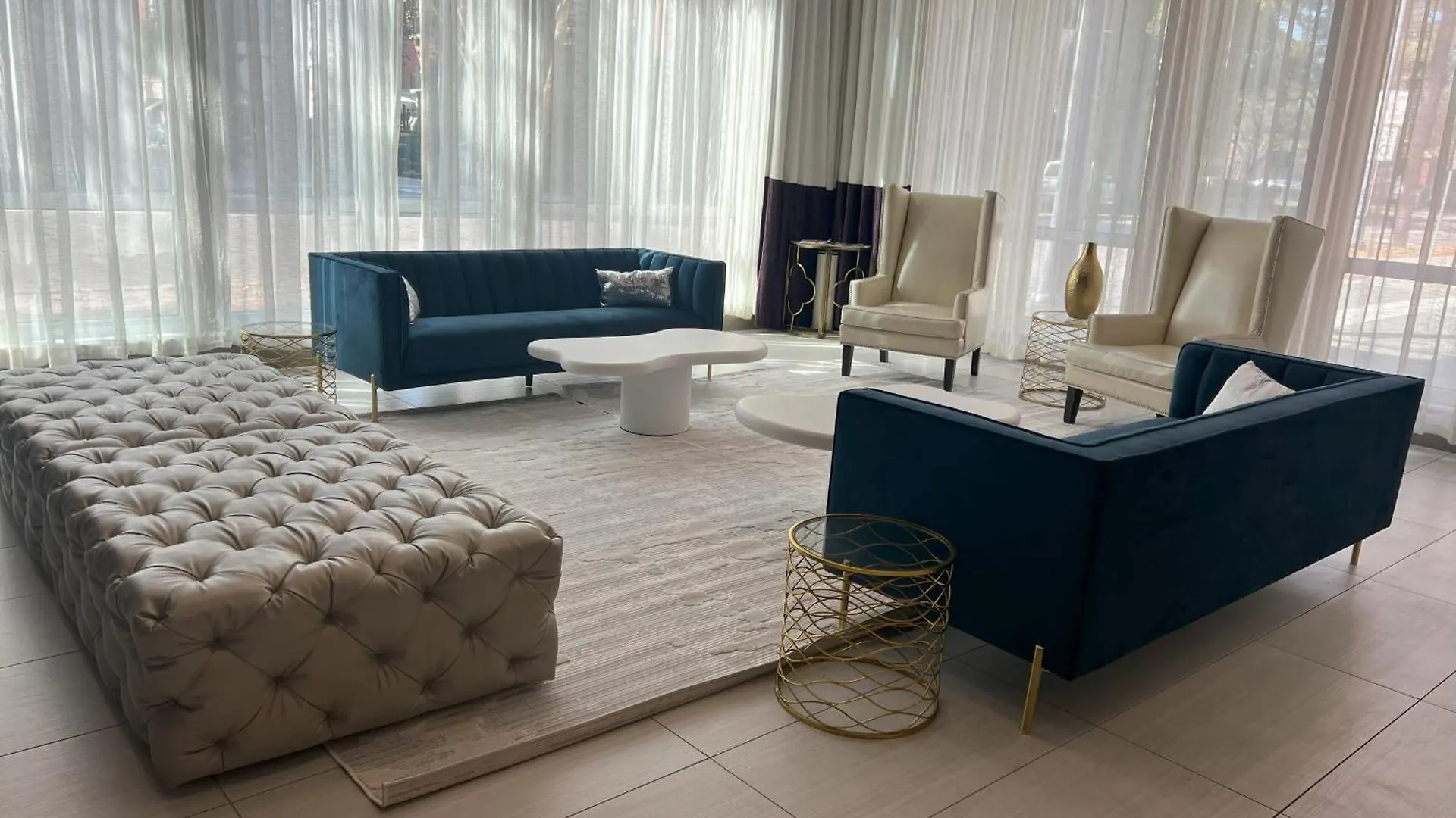 Tryp By Wyndham Savannah