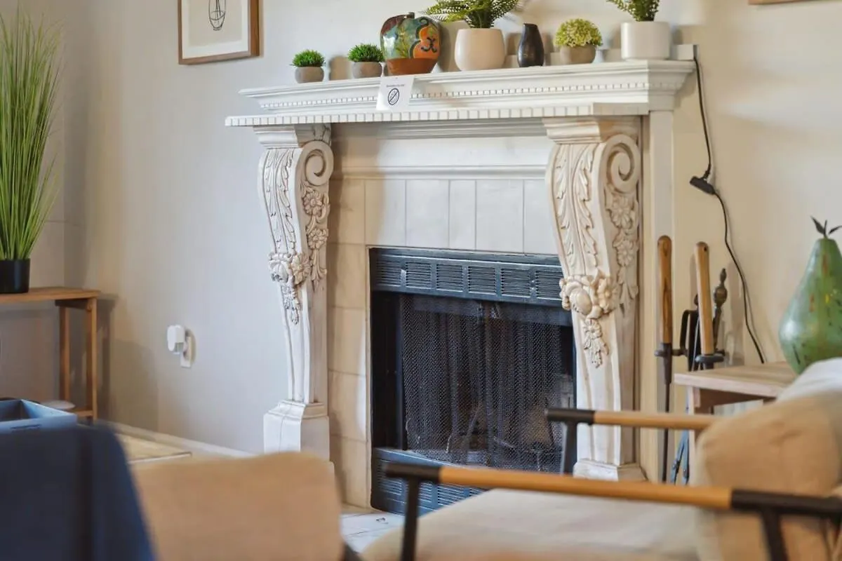 Wistful On Washington-moon River District Holiday home Savannah