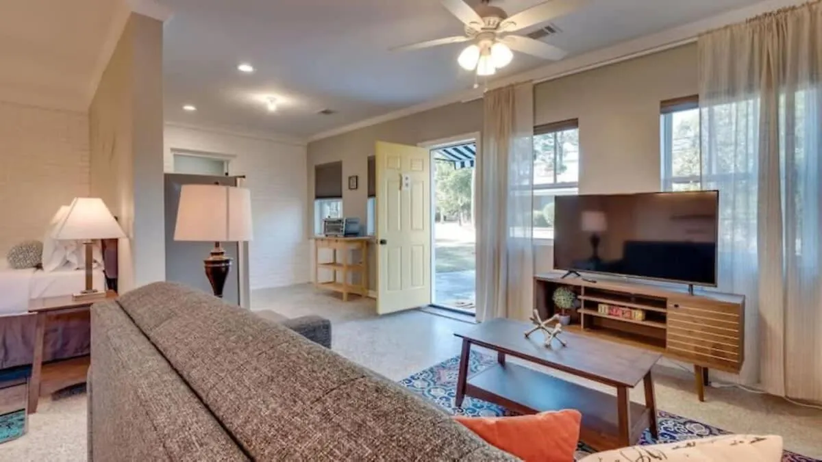Two Units With Gazebo-swanky Style Holiday home Savannah
