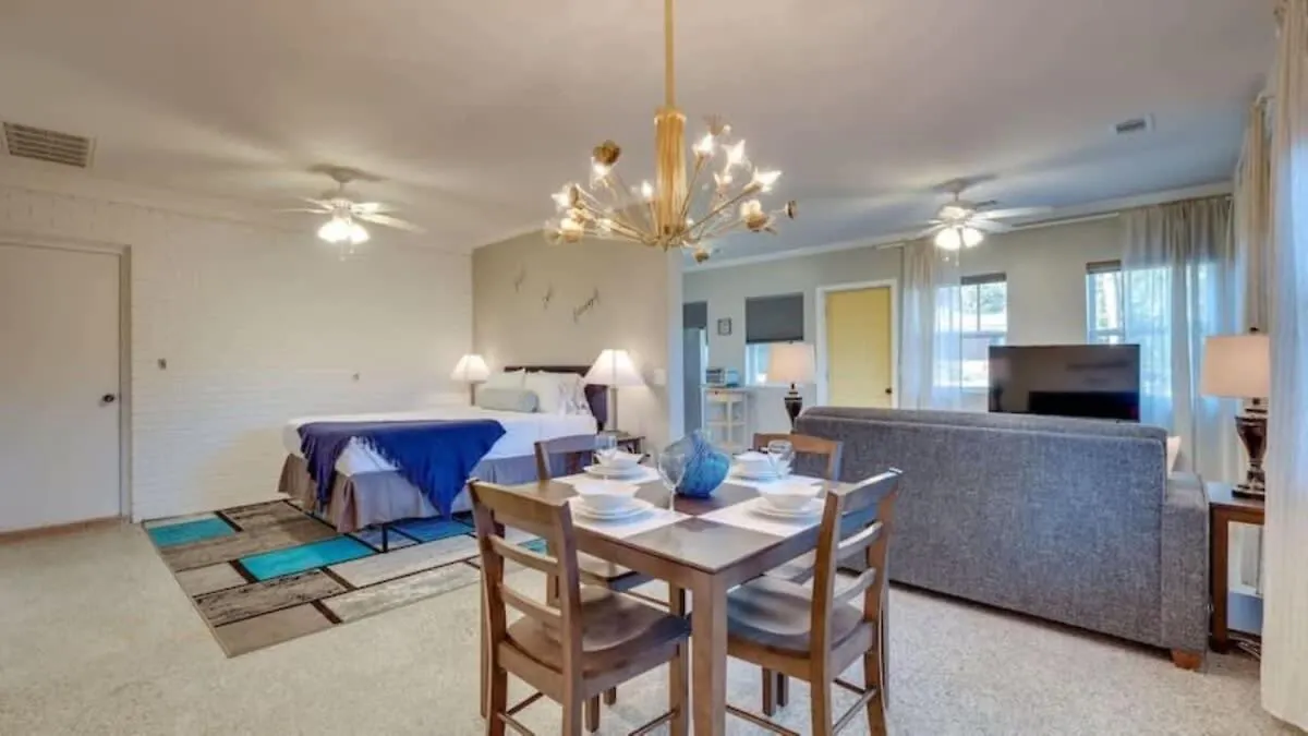 Two Units With Gazebo-swanky Style *