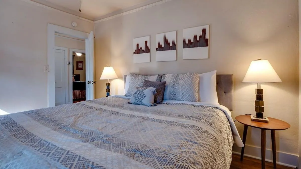 Retro Rainbow At Herb River- Flamingo Flat #4 Apartment Savannah