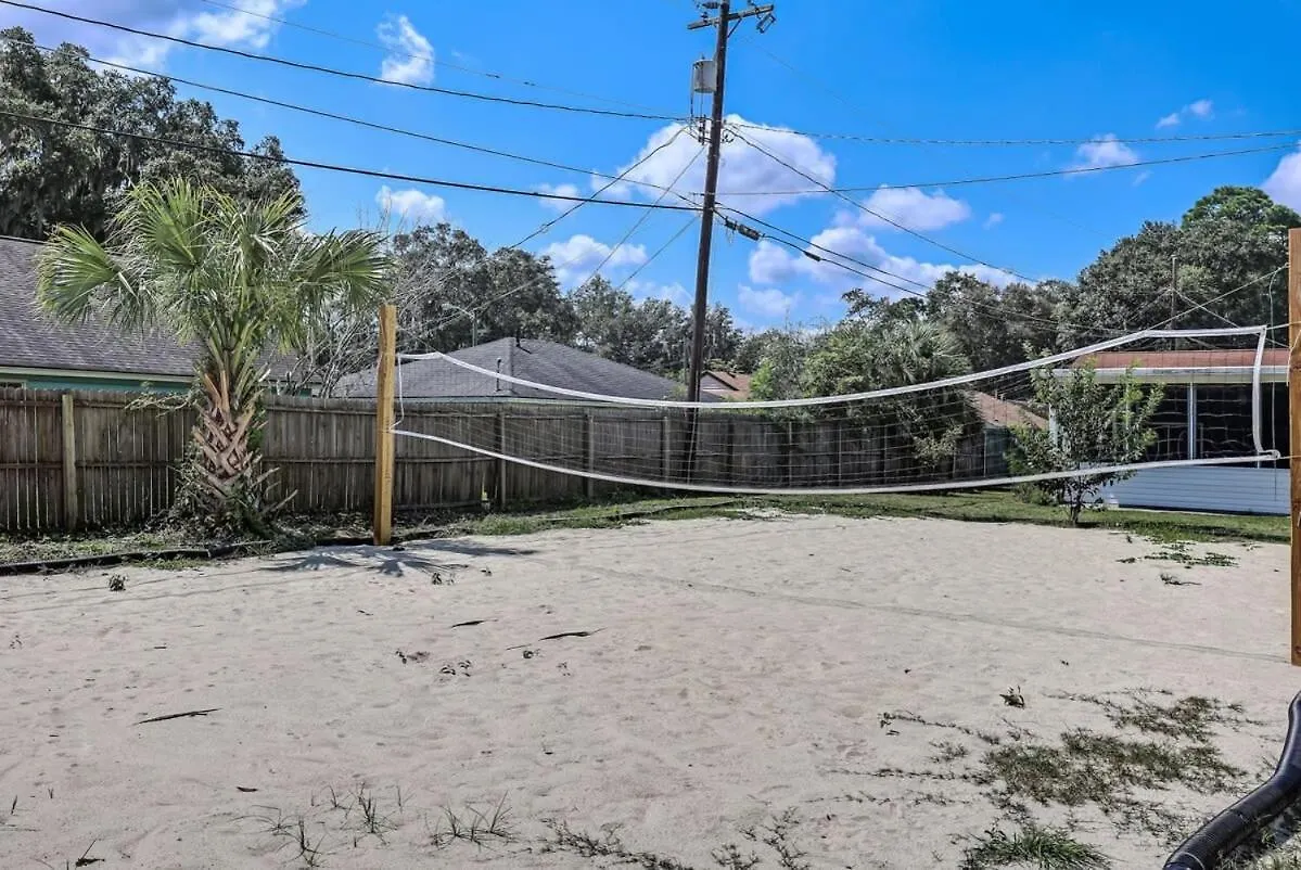 Retro Rainbow At Herb River-canary #11 Holiday home Savannah