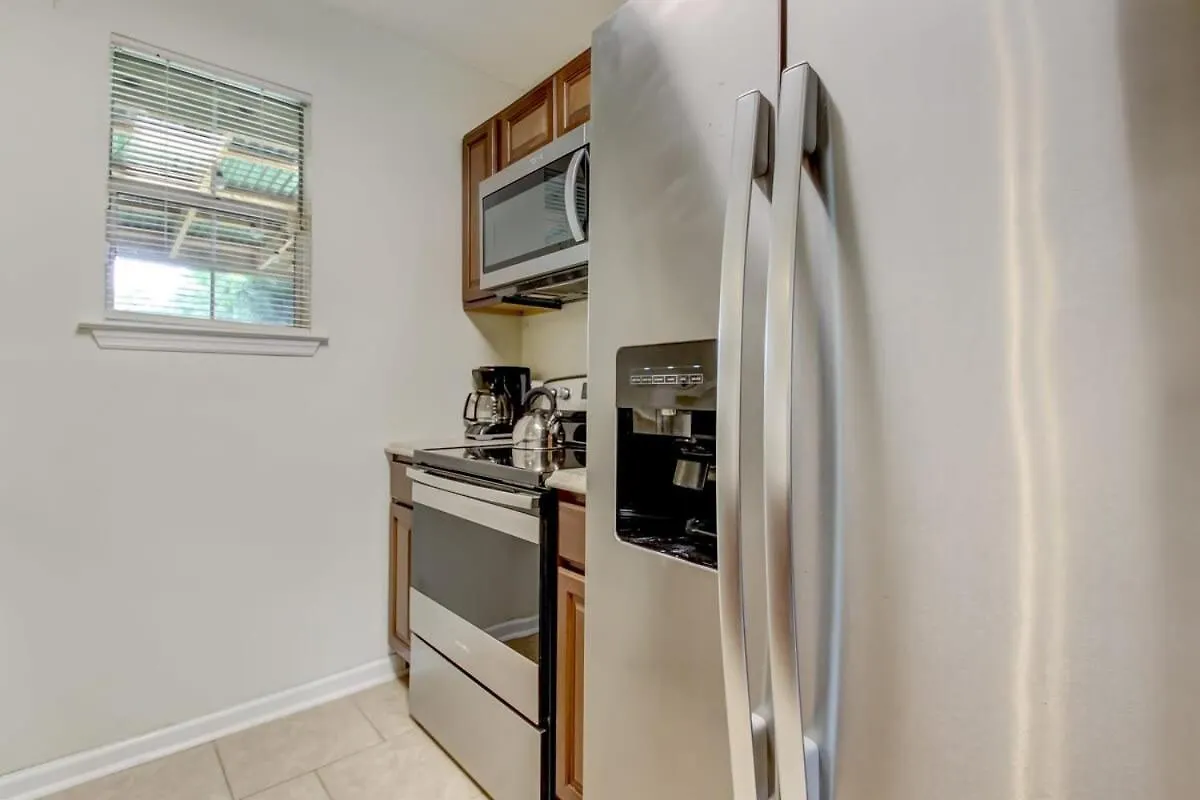 Holiday home Covered Patio & Fenced Yard Lovely In Laurelwood